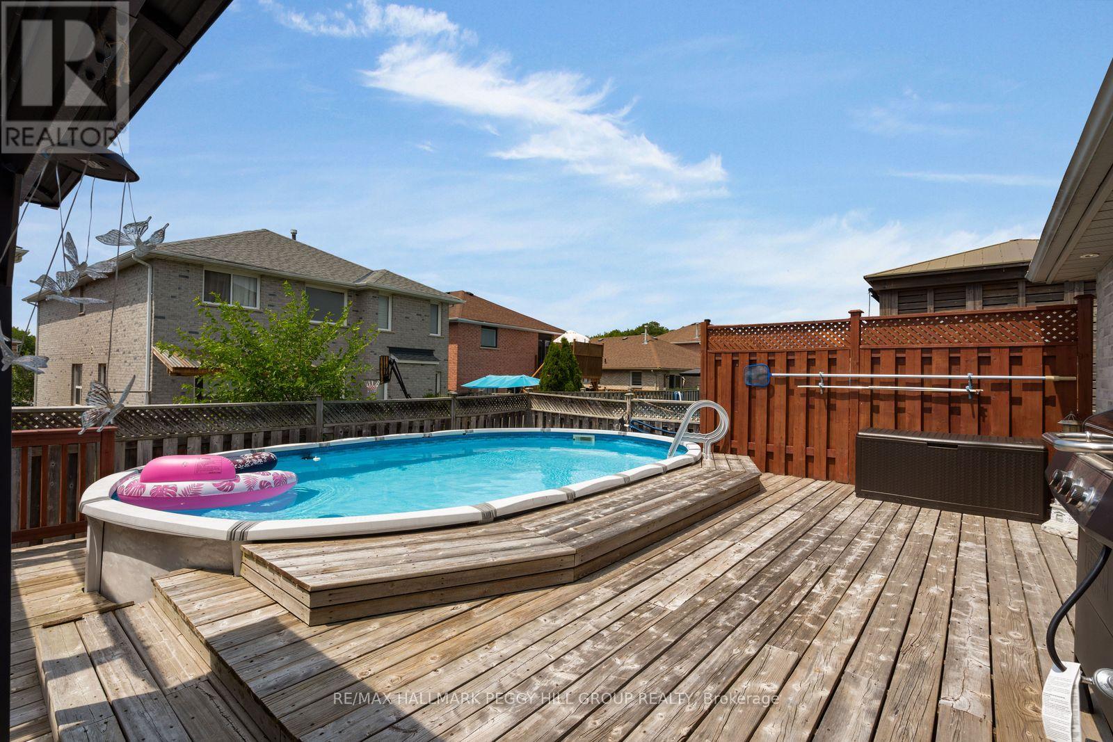9 Stephanie Lane, Barrie, Ontario  L4N 0V2 - Photo 2 - S13662228