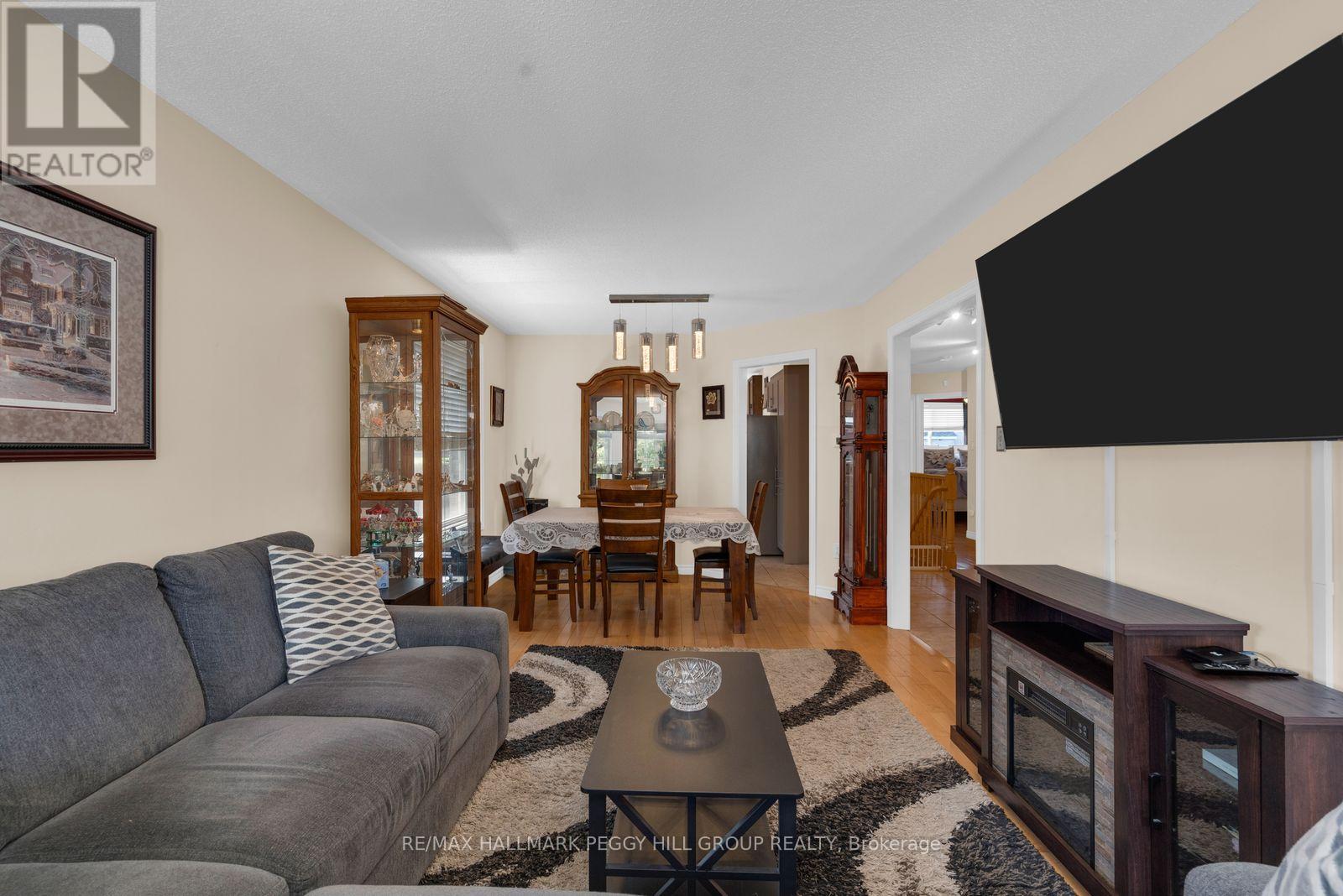 9 Stephanie Lane, Barrie, Ontario  L4N 0V2 - Photo 7 - S13662228