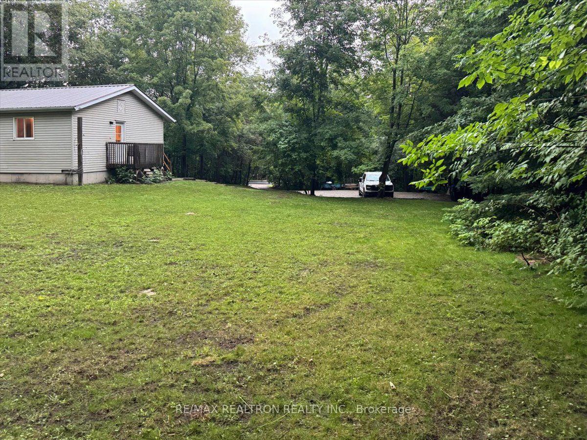 5840 Lowanda Lane, Ramara, Ontario  L0K 1W0 - Photo 14 - S13662336
