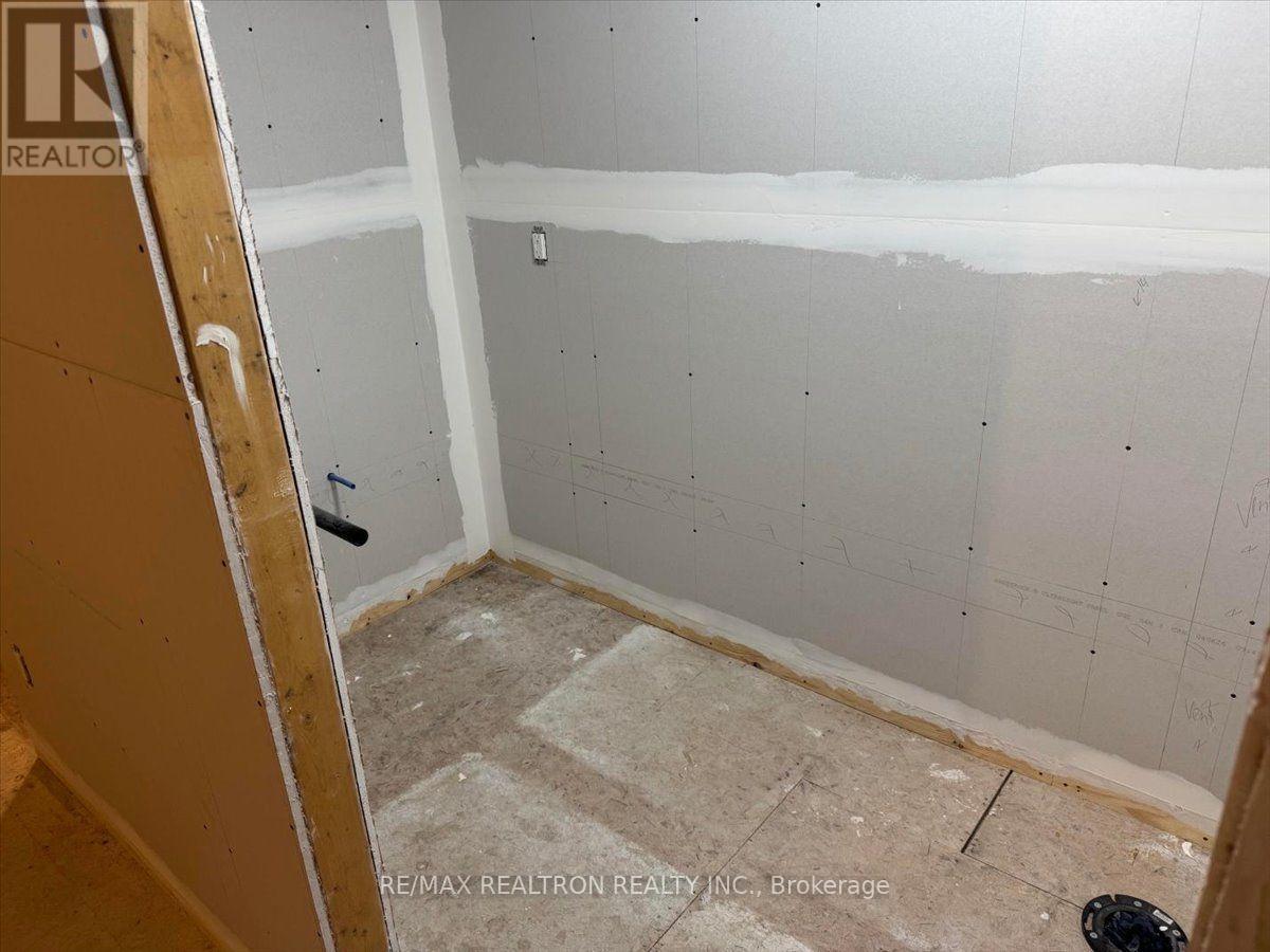 5840 Lowanda Lane, Ramara, Ontario  L0K 1W0 - Photo 9 - S13662336