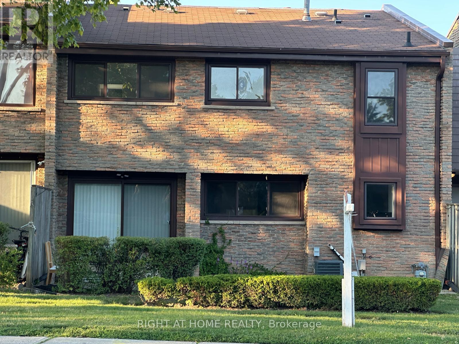 5 - 2605 Woodchester Drive, Mississauga, Ontario L5K 2E3 - Photo 32 - W13662132