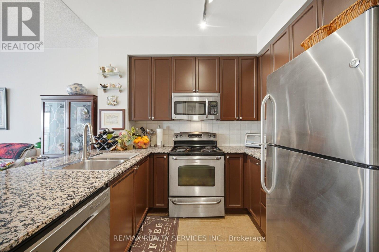 810 - 225 Webb Drive, Mississauga, Ontario  L5B 4P2 - Photo 11 - W13662142