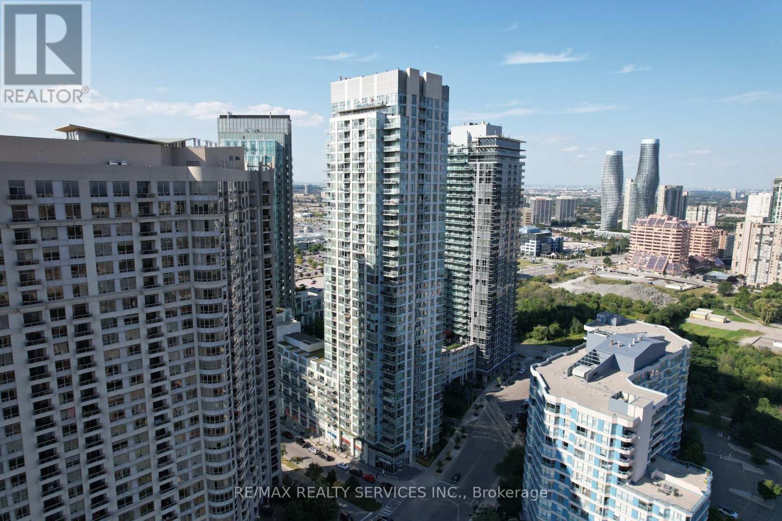 810 - 225 Webb Drive, Mississauga, Ontario  L5B 4P2 - Photo 2 - W13662142