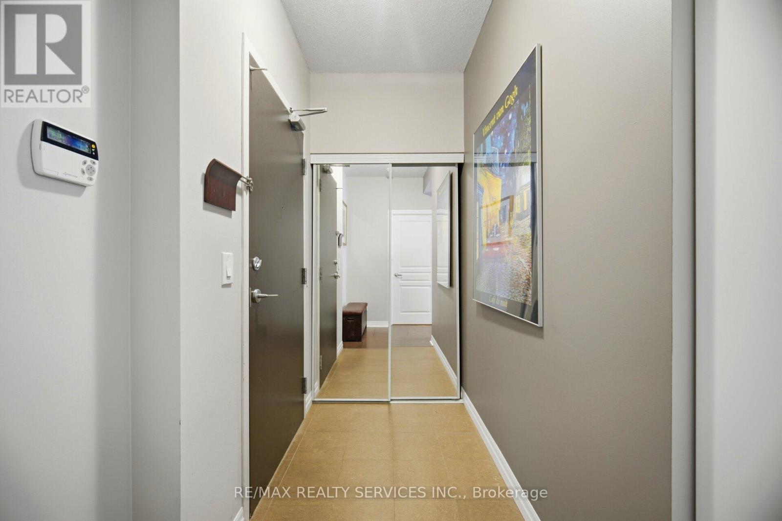 810 - 225 Webb Drive, Mississauga, Ontario  L5B 4P2 - Photo 8 - W13662142