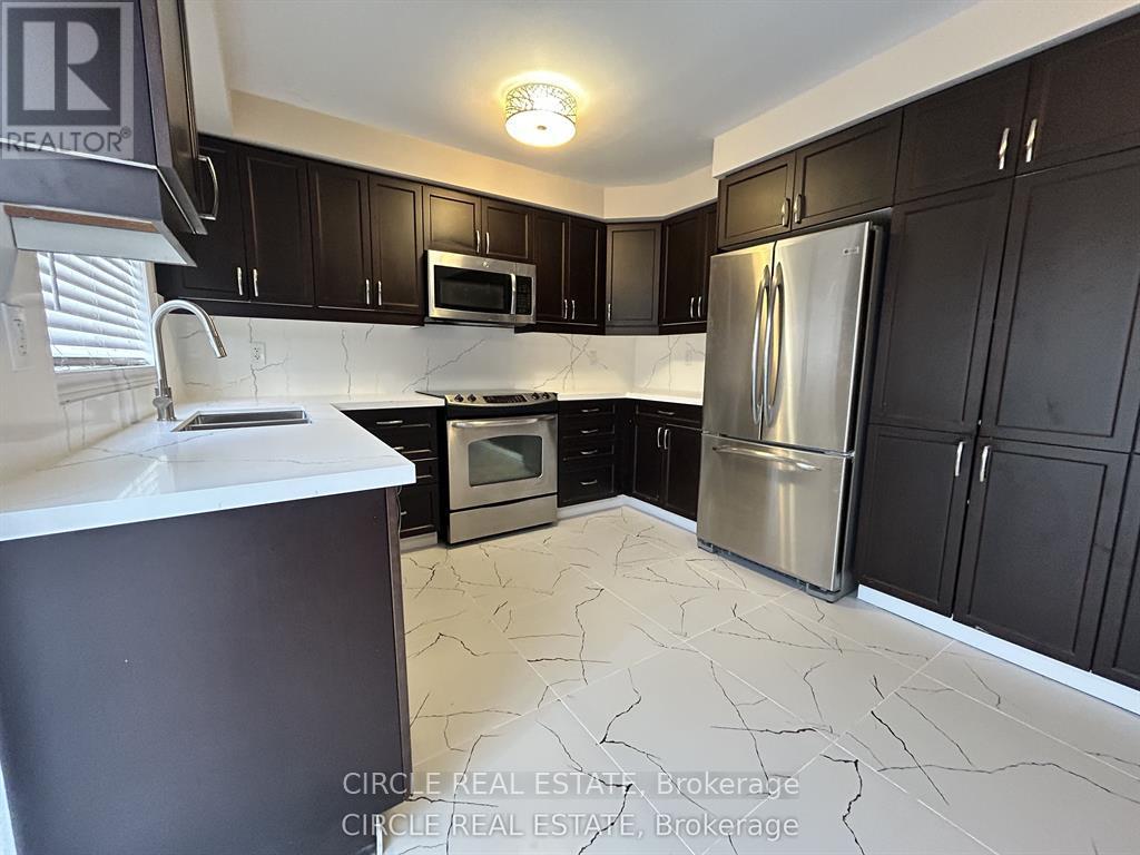 Upper Portion - 2971 Westoak Trails Boulevard, Oakville, Ontario  L6M 5E5 - Photo 11 - W13662186