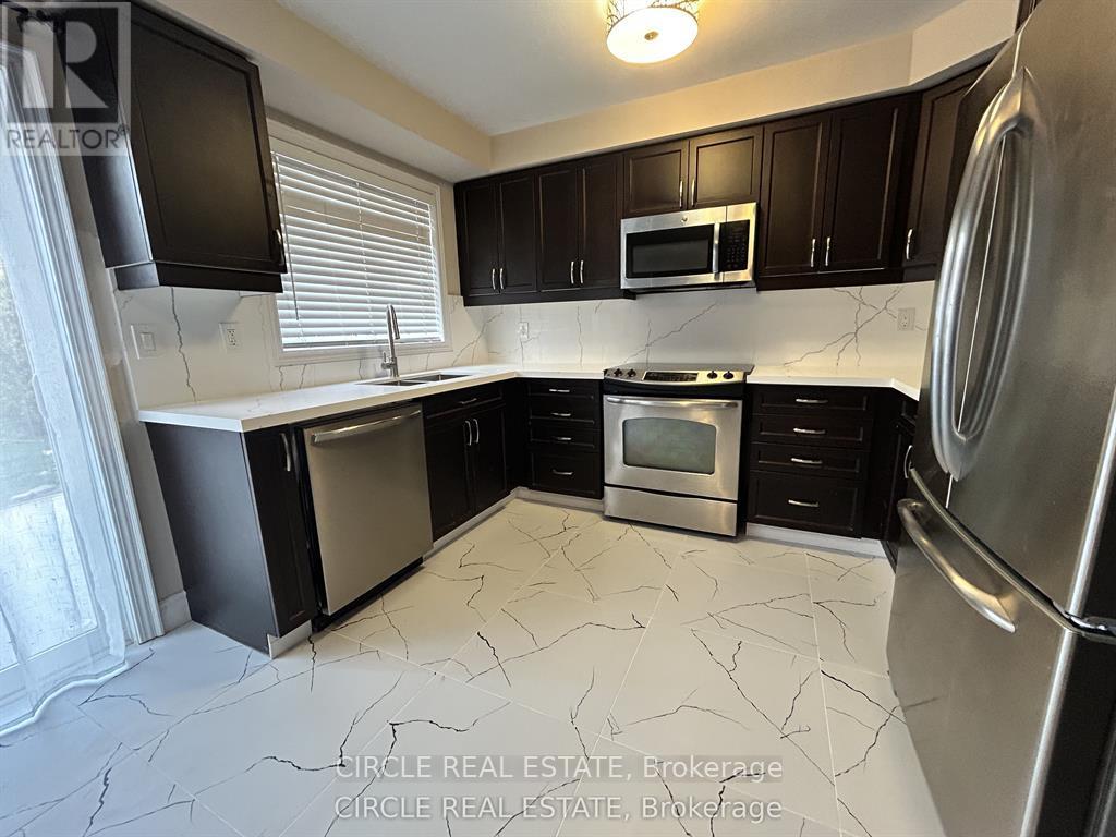 Upper Portion - 2971 Westoak Trails Boulevard, Oakville, Ontario  L6M 5E5 - Photo 13 - W13662186