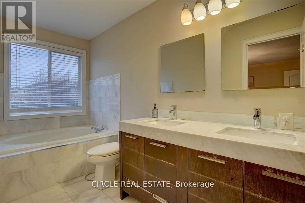 Upper Portion - 2971 Westoak Trails Boulevard, Oakville, Ontario  L6M 5E5 - Photo 19 - W13662186