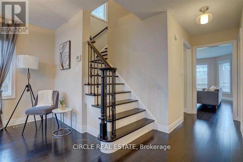 Upper Portion - 2971 Westoak Trails Boulevard, Oakville, Ontario  L6M 5E5 - Photo 6 - W13662186