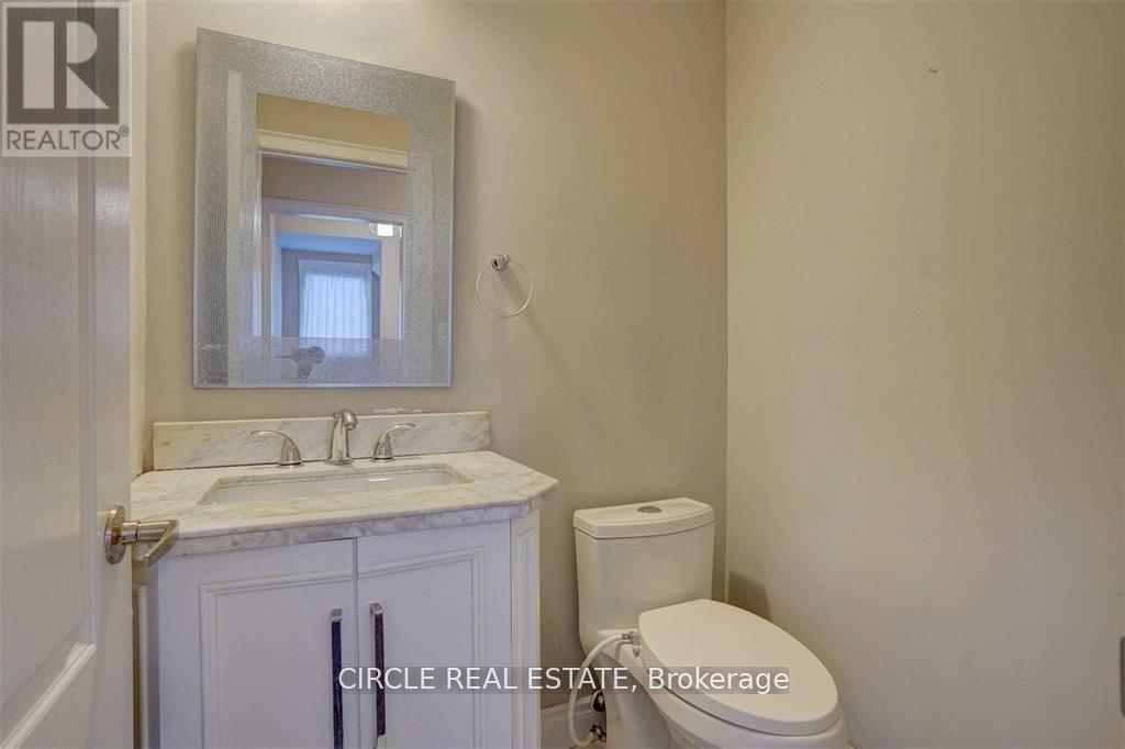 Upper Portion - 2971 Westoak Trails Boulevard, Oakville, Ontario  L6M 5E5 - Photo 8 - W13662186