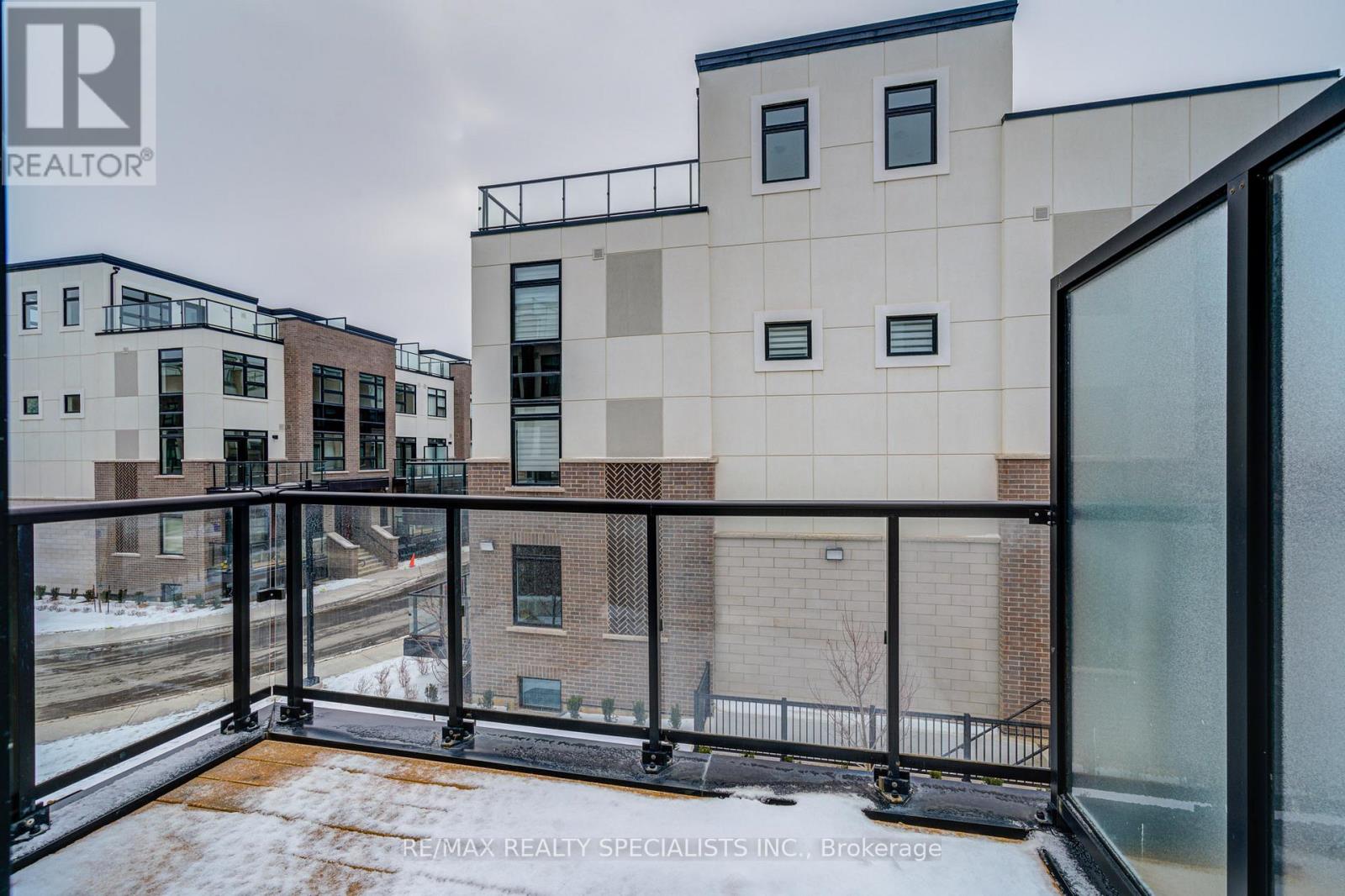 108 - 1573 Rose Way, Milton, Ontario  L9T 7E7 - Photo 18 - W13662192