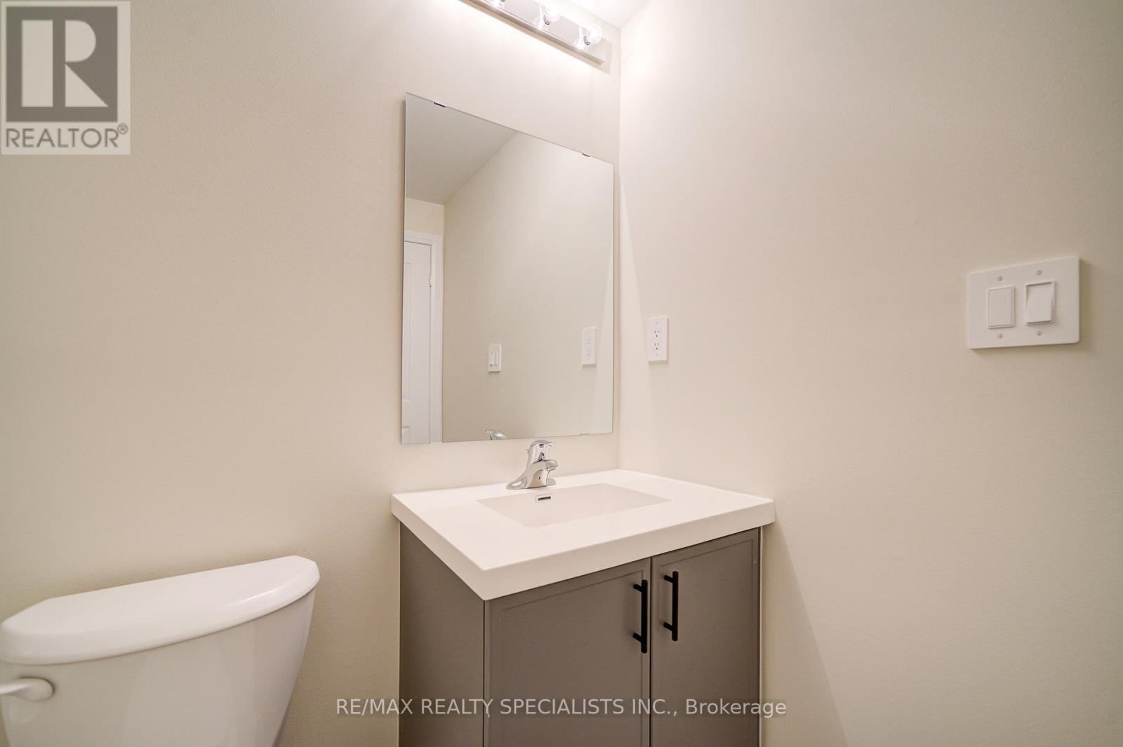 108 - 1573 Rose Way, Milton, Ontario  L9T 7E7 - Photo 30 - W13662192