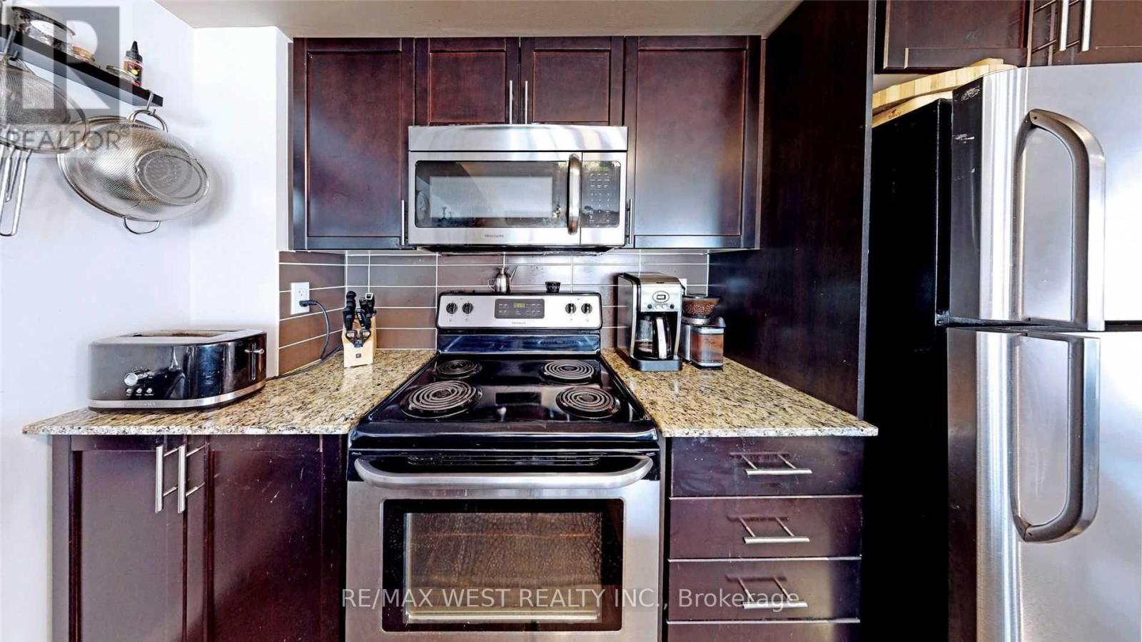 240 - 10 Foundry Avenue, Toronto, Ontario  M6H 0A6 - Photo 16 - W13662216
