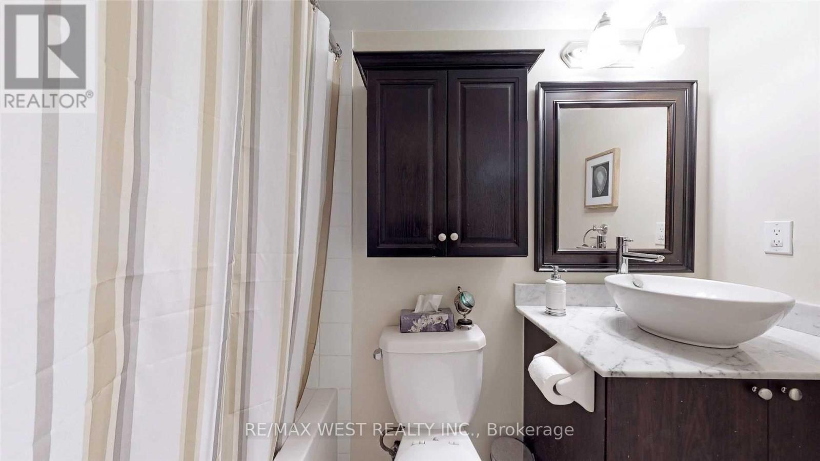 240 - 10 Foundry Avenue, Toronto, Ontario  M6H 0A6 - Photo 27 - W13662216