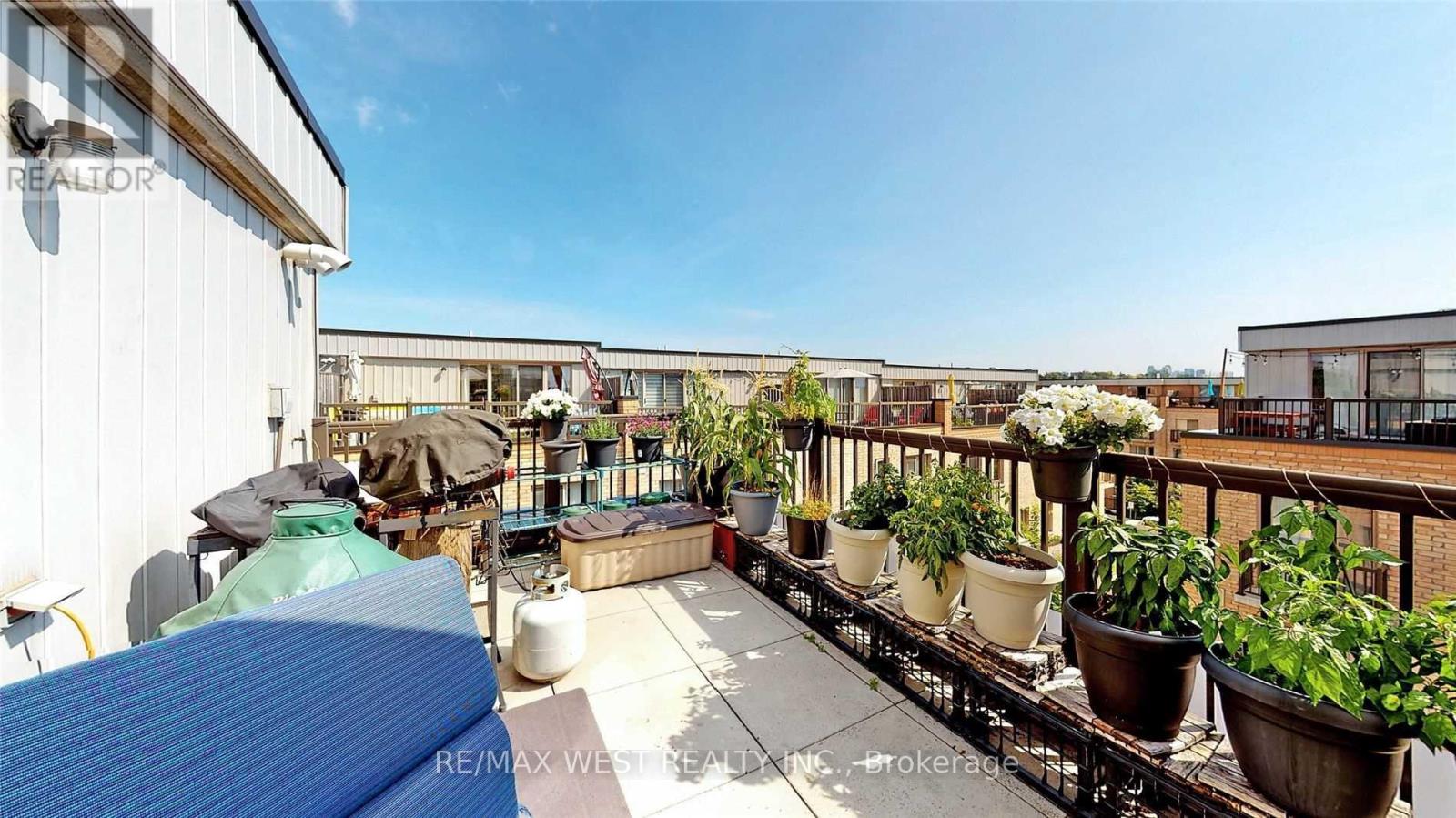 240 - 10 Foundry Avenue, Toronto, Ontario  M6H 0A6 - Photo 33 - W13662216