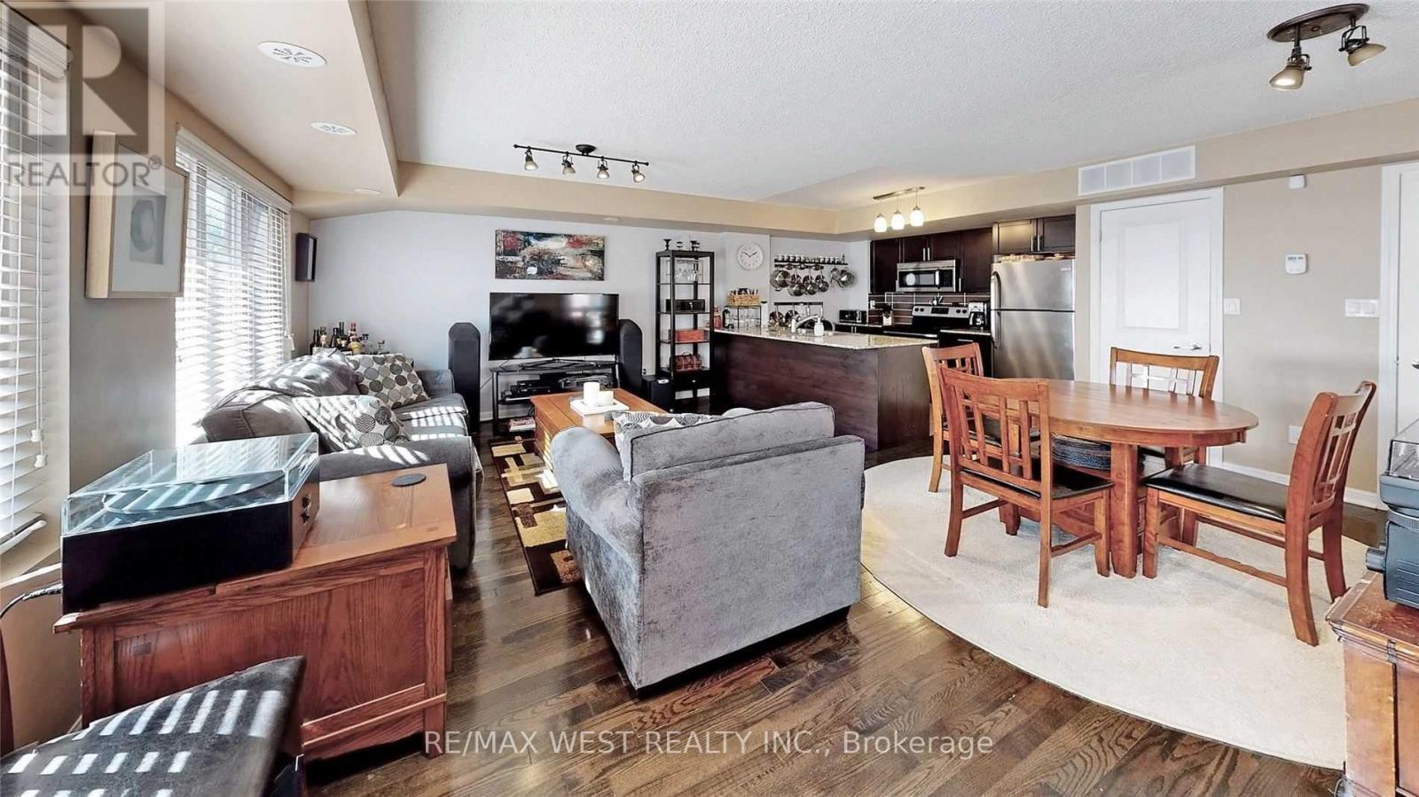 240 - 10 Foundry Avenue, Toronto, Ontario  M6H 0A6 - Photo 7 - W13662216