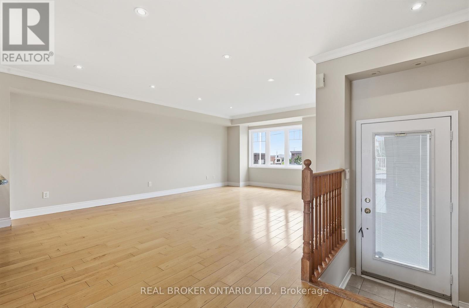 3985 Eglinton Avenue W, Mississauga, Ontario  L5M 0E5 - Photo 9 - W13662274