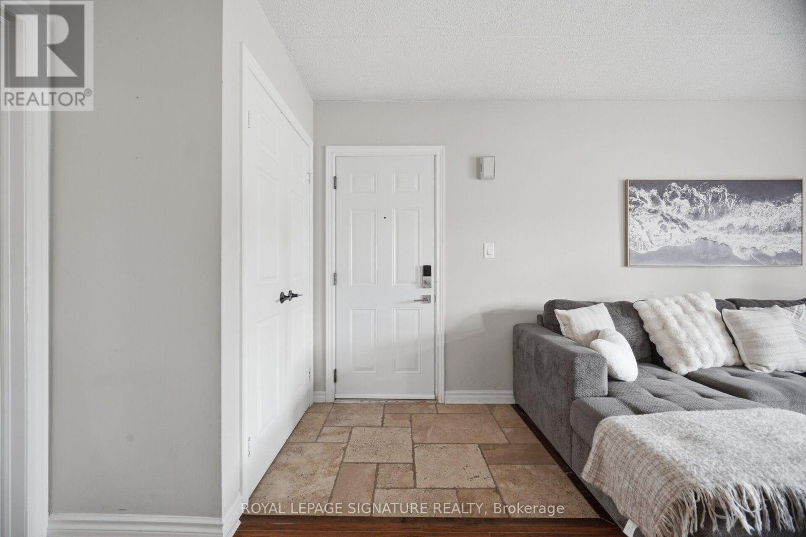 207 - 2020 Cleaver Avenue, Burlington, Ontario  L7M 4C2 - Photo 5 - W13662282