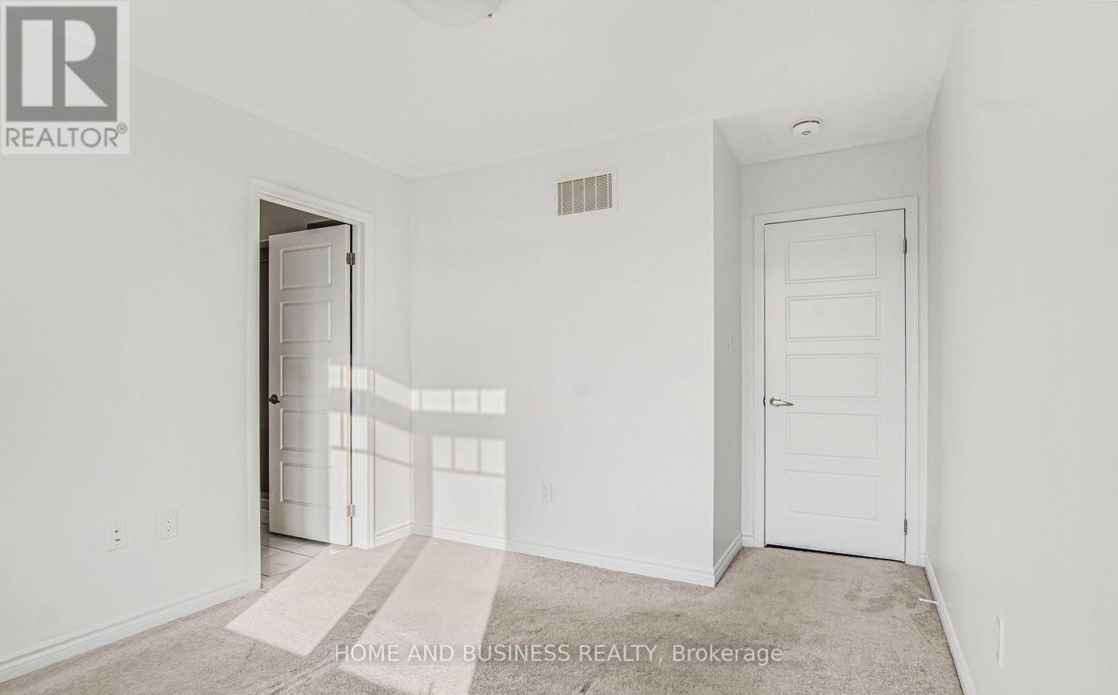1135 Duignan Crescent, Milton, Ontario  L9E 1C3 - Photo 16 - W13662330