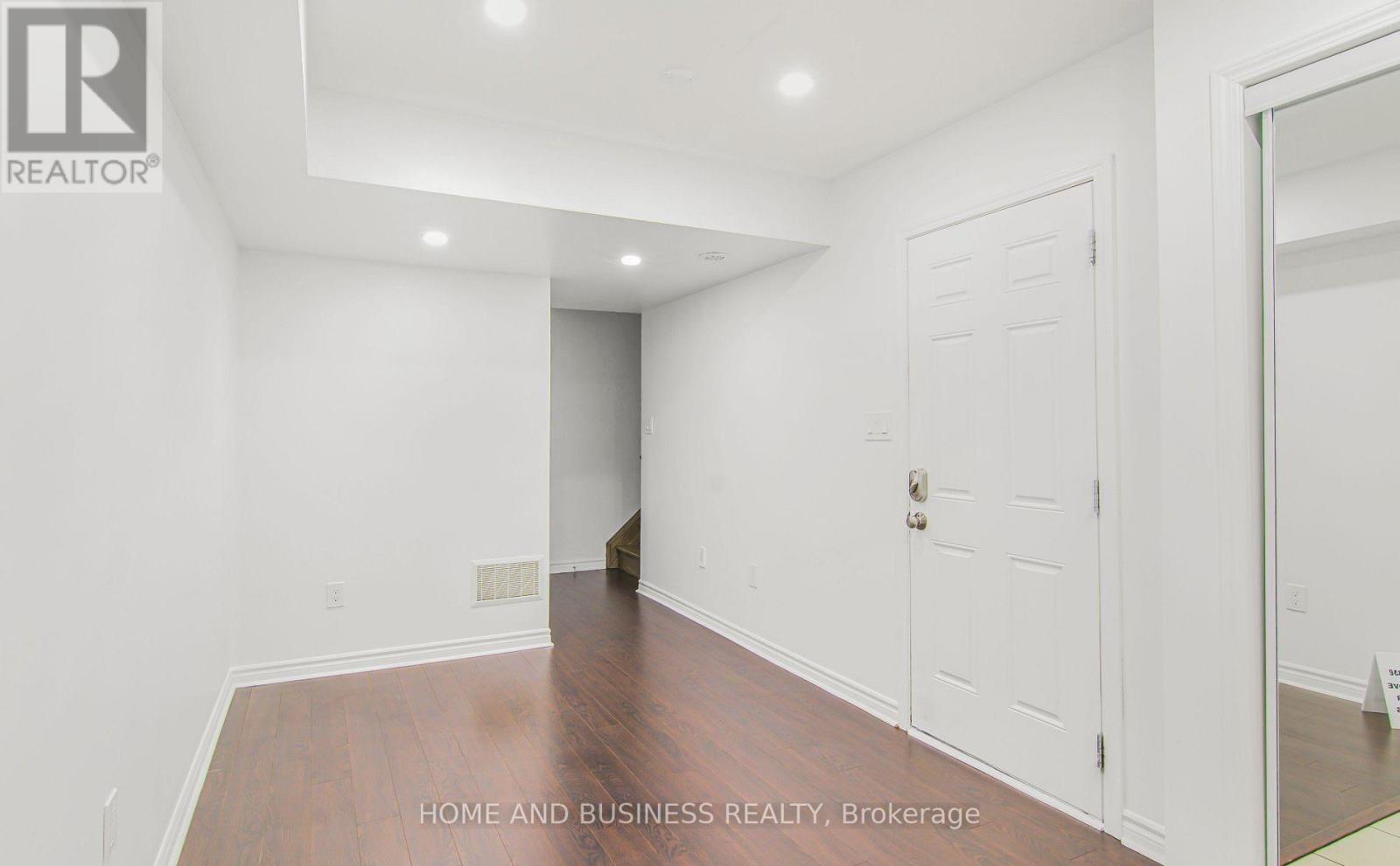 1135 Duignan Crescent, Milton, Ontario  L9E 1C3 - Photo 22 - W13662330