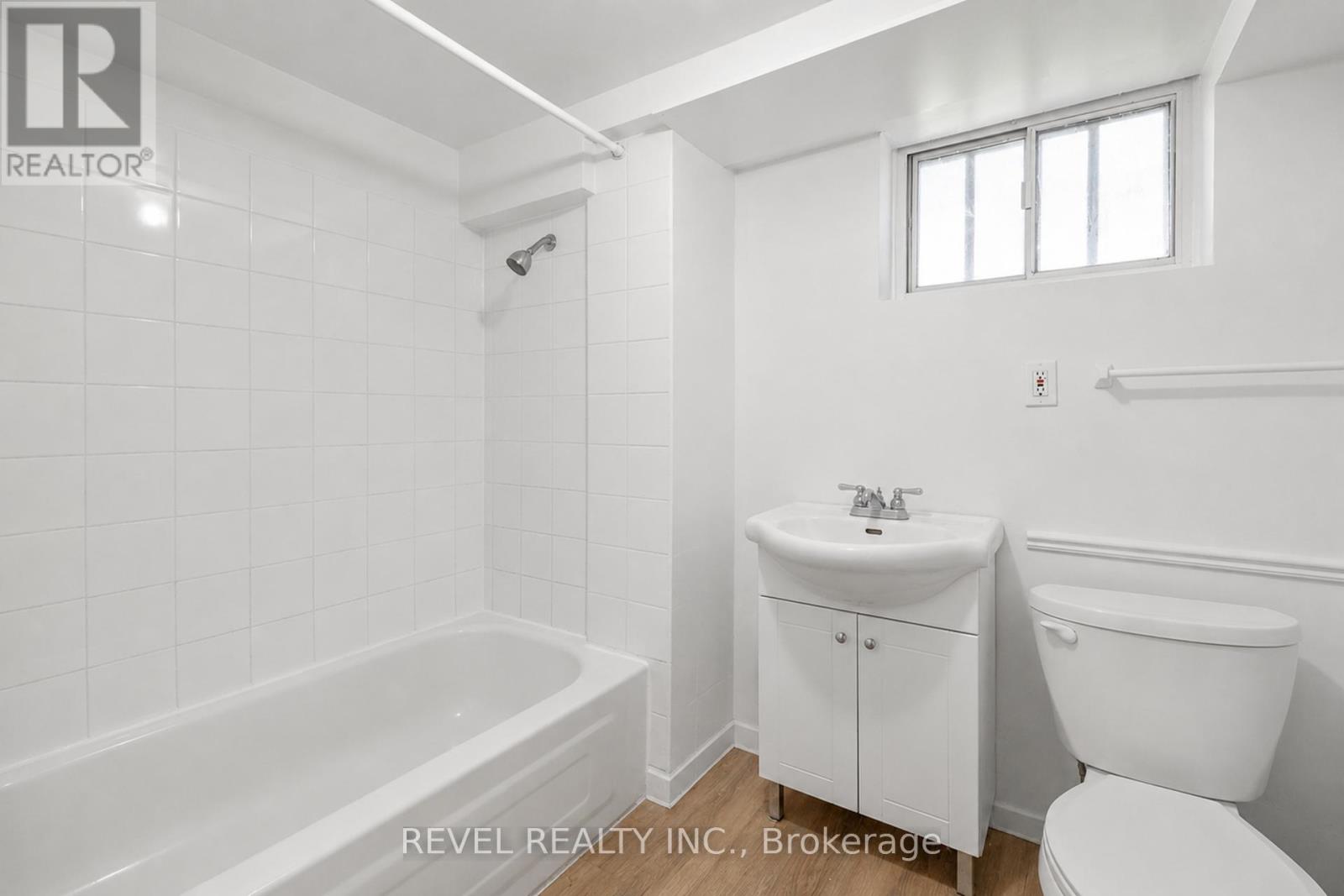 3524 Joan Drive, Mississauga, Ontario  L5B 1T8 - Photo 16 - W13662390