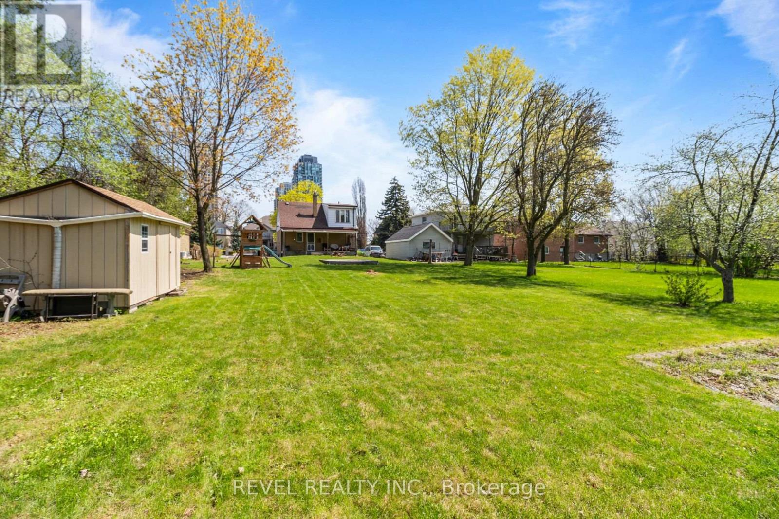 3524 Joan Drive, Mississauga, Ontario  L5B 1T8 - Photo 19 - W13662390