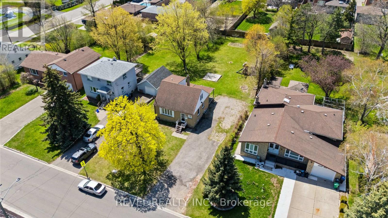 3524 Joan Drive, Mississauga, Ontario  L5B 1T8 - Photo 23 - W13662390