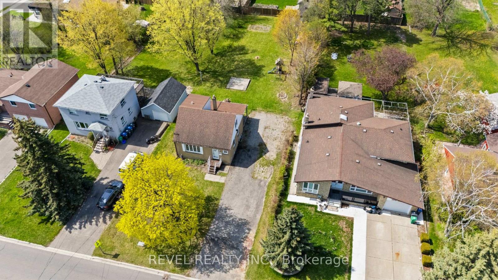 3524 Joan Drive, Mississauga, Ontario  L5B 1T8 - Photo 24 - W13662390