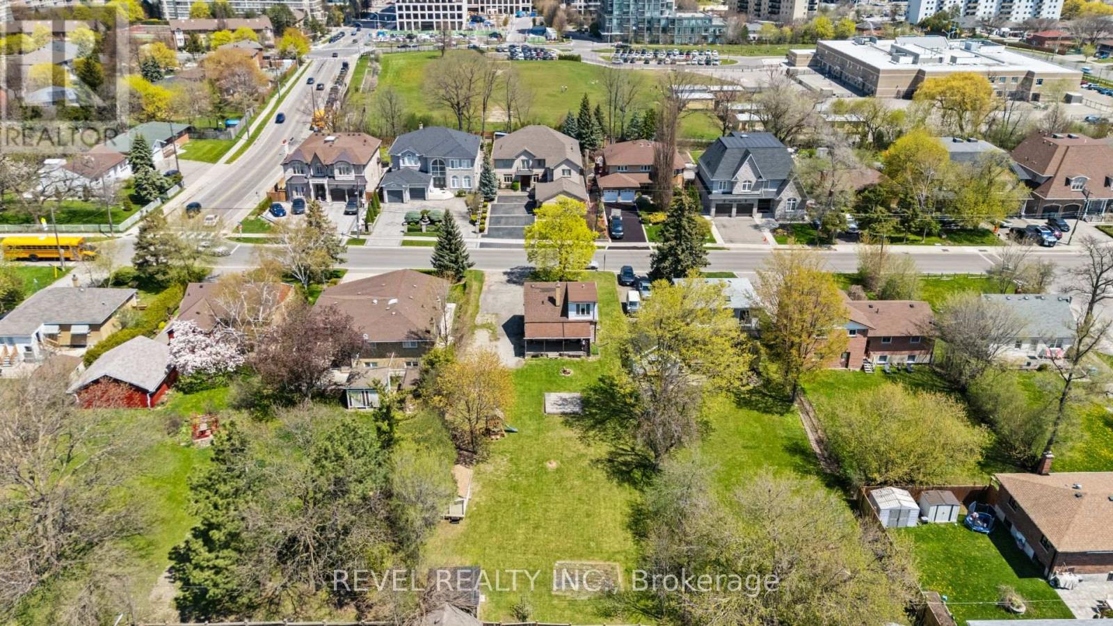 3524 Joan Drive, Mississauga, Ontario  L5B 1T8 - Photo 30 - W13662390