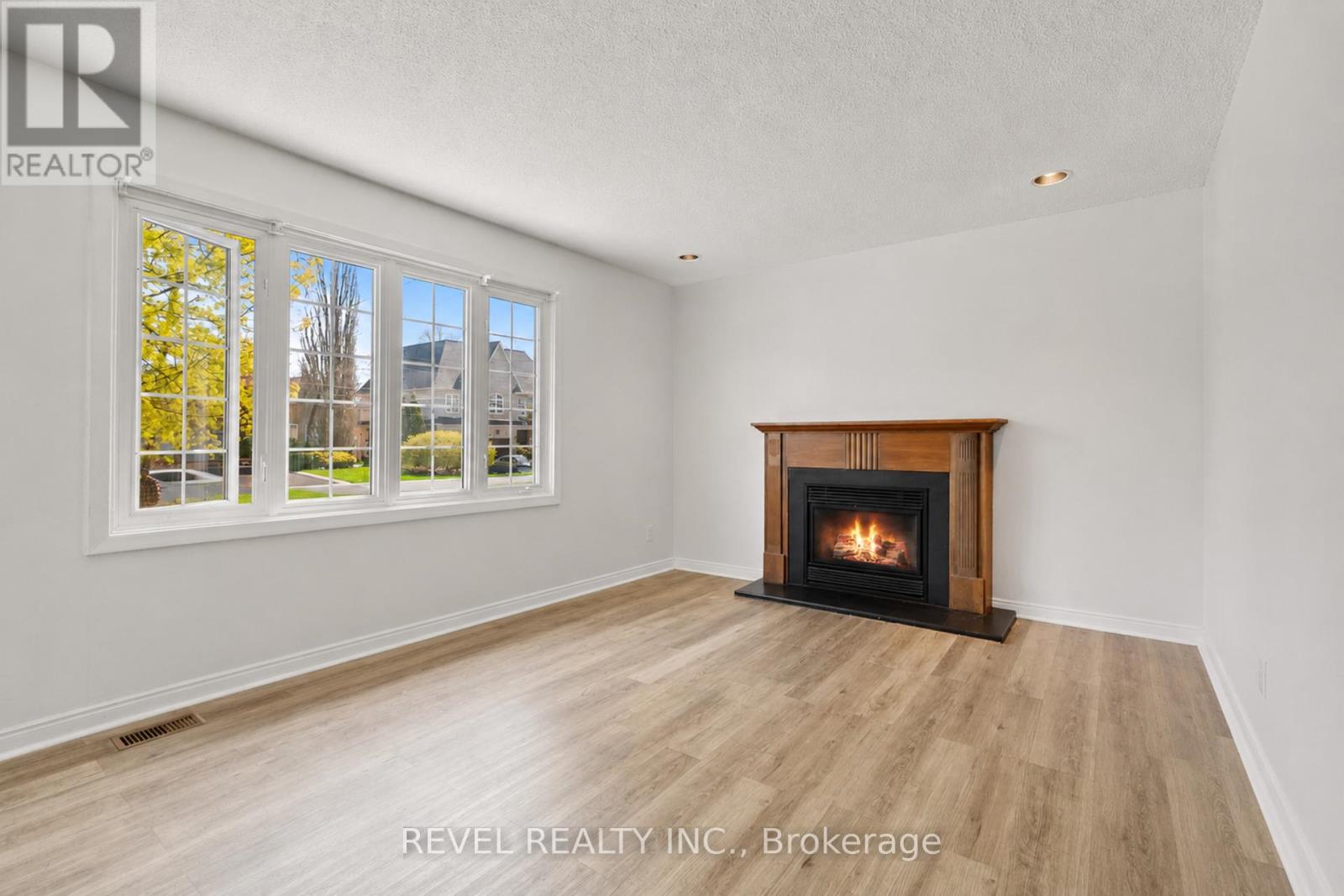 3524 Joan Drive, Mississauga, Ontario  L5B 1T8 - Photo 6 - W13662390