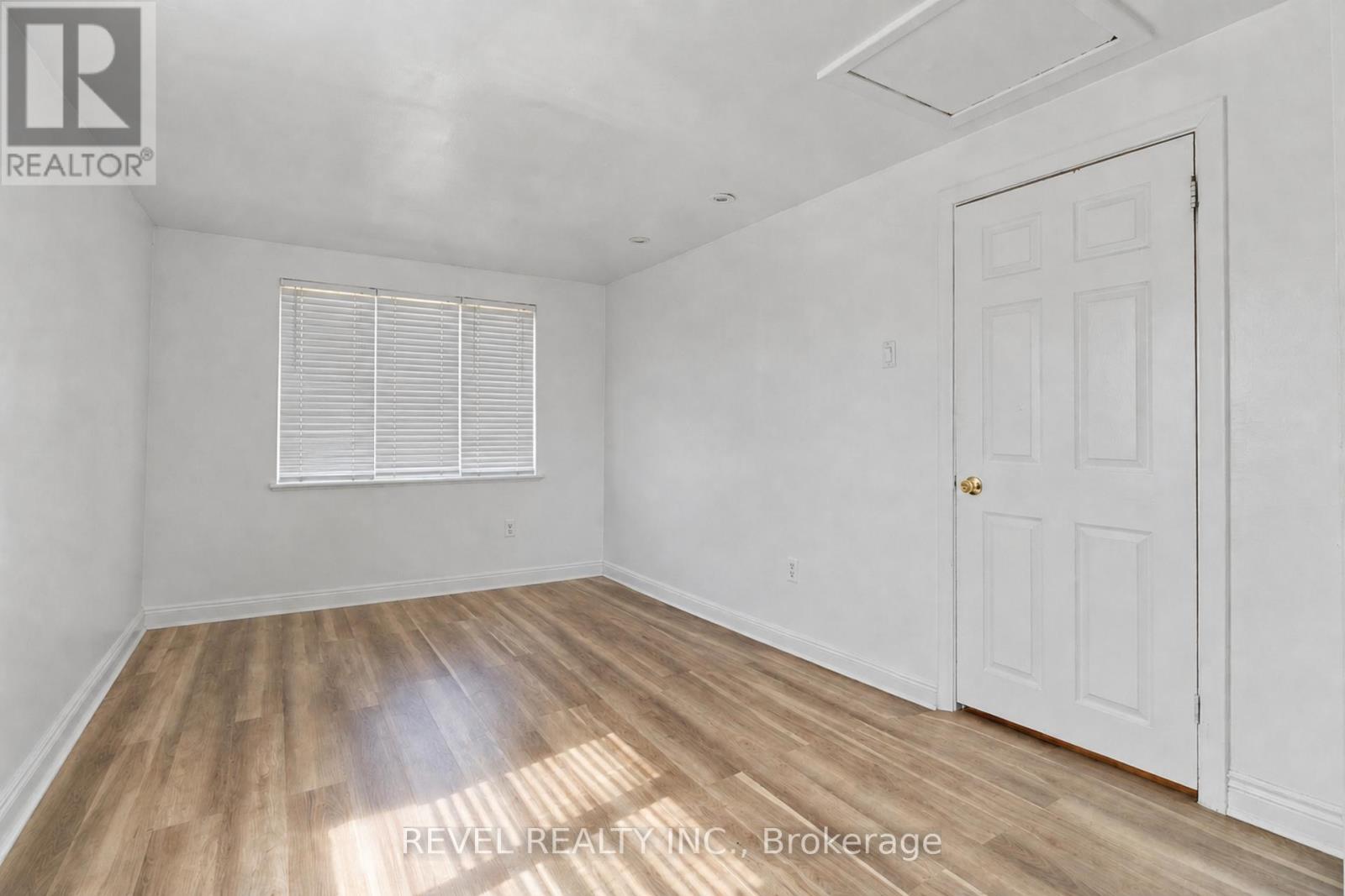 3524 Joan Drive, Mississauga, Ontario  L5B 1T8 - Photo 9 - W13662390