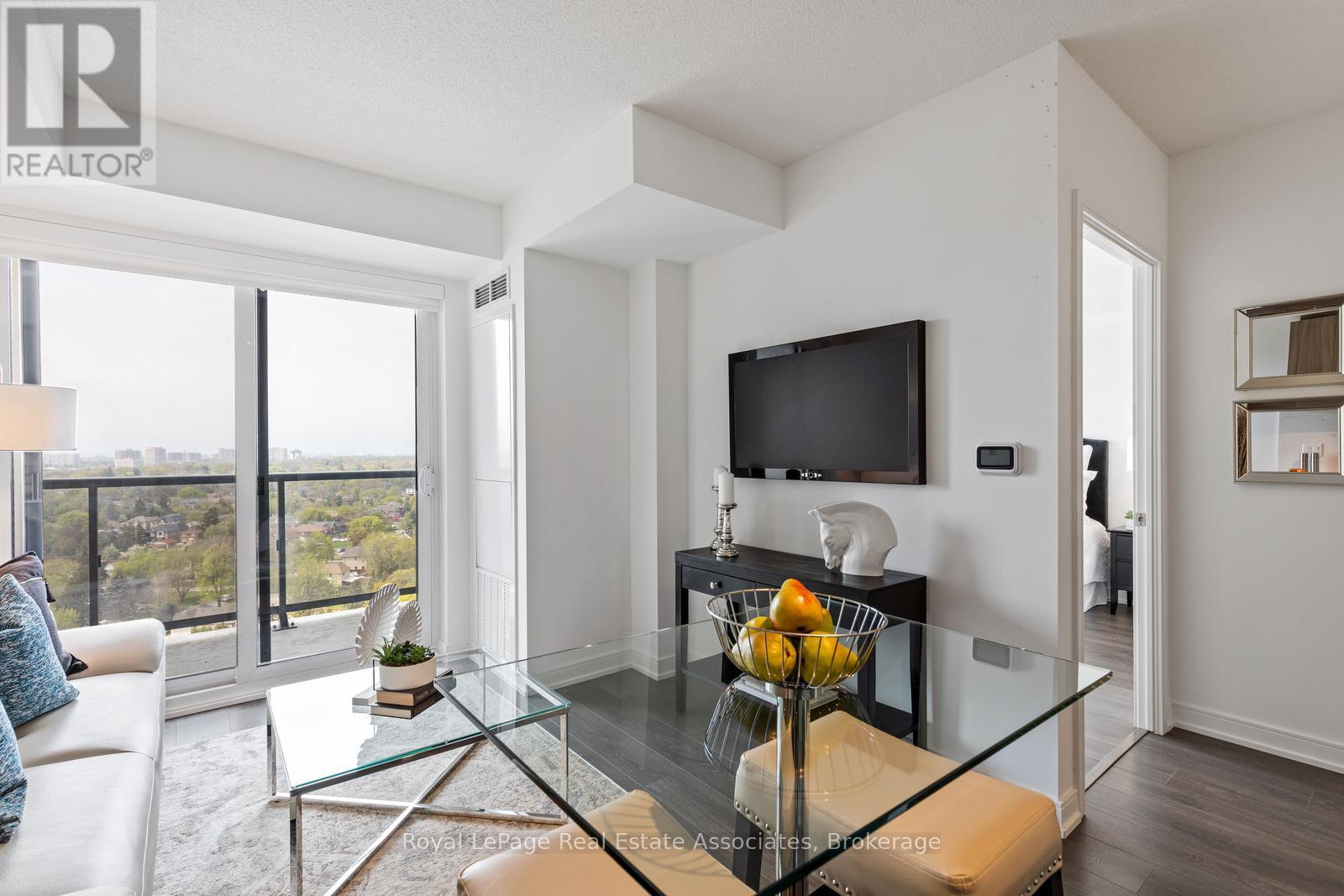 1403 - 30 Samuel Wood Way, Toronto, Ontario  M9B 0C9 - Photo 6 - W13662422