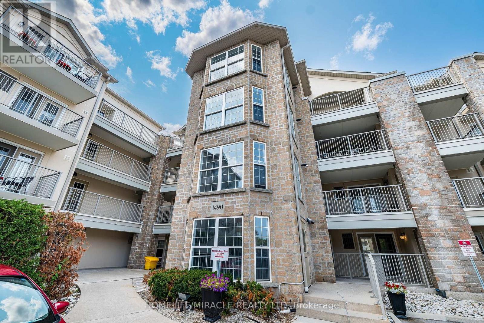305 - 1490 Bishops Gate, Oakville, Ontario  L6M 4N3 - Photo 6 - W13662440