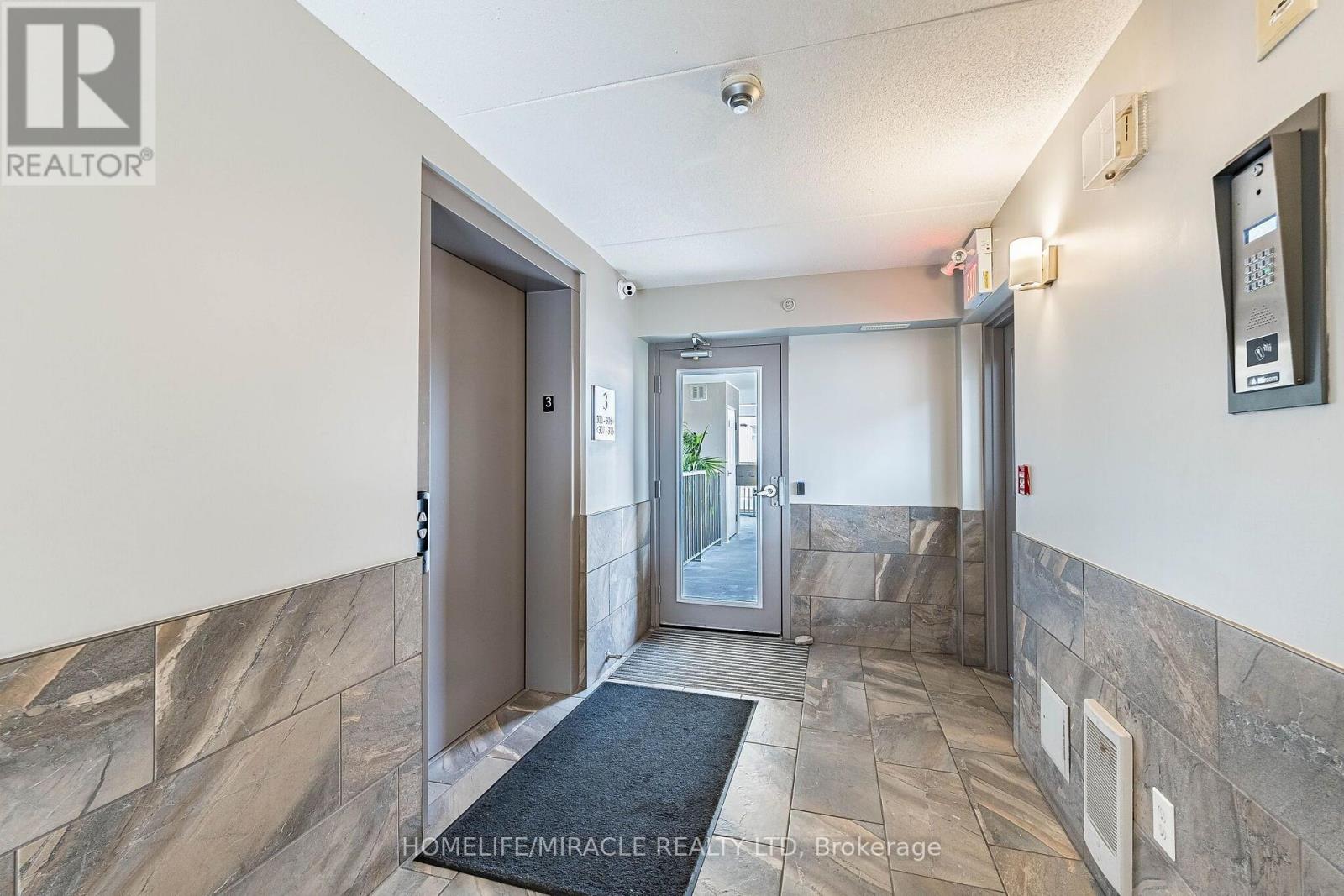 305 - 1490 Bishops Gate, Oakville, Ontario  L6M 4N3 - Photo 7 - W13662440