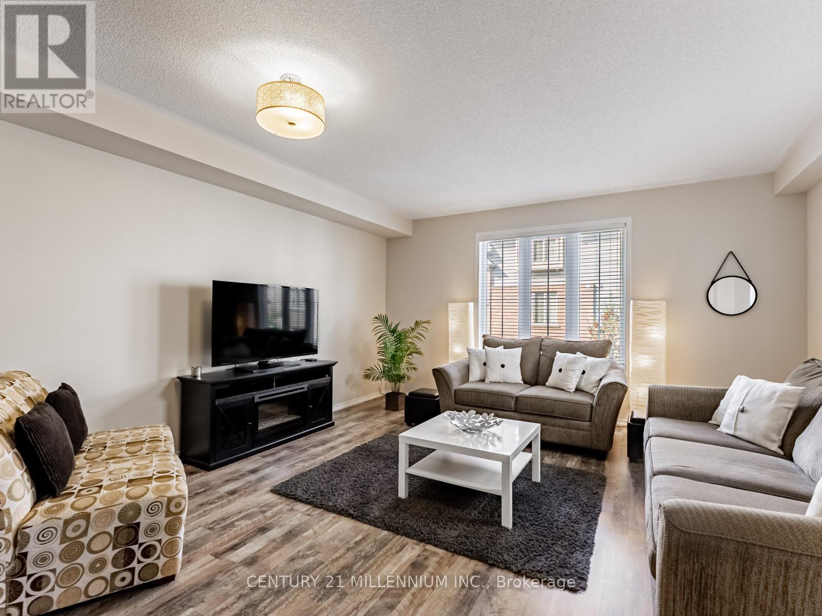 111 Cedar Lake Crescent, Brampton, Ontario  L6Y 0R1 - Photo 6 - W13235144