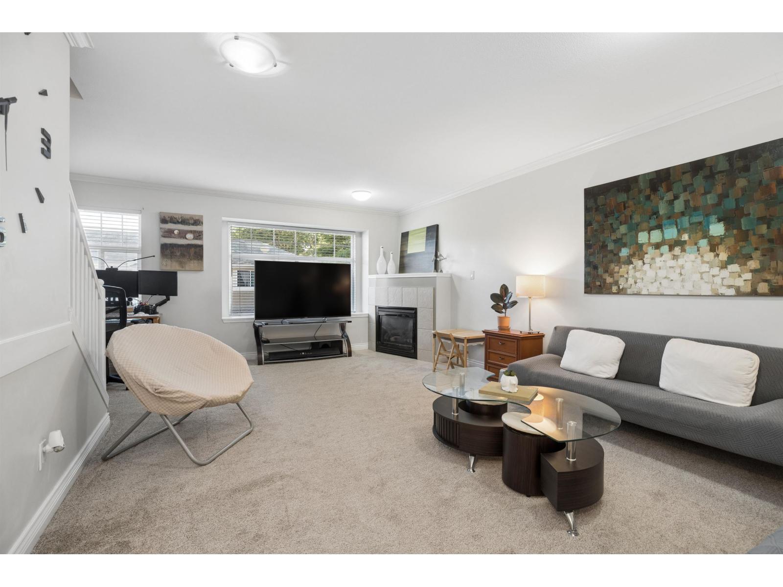 102 9580 Prince Charles Boulevard, Surrey, British Columbia  V3V 1S6 - Photo 4 - R3154610
