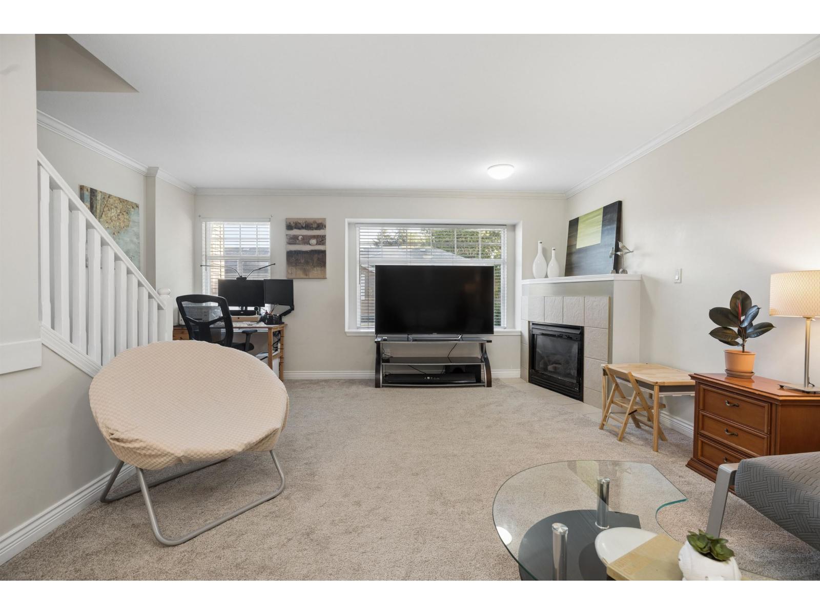 102 9580 Prince Charles Boulevard, Surrey, British Columbia  V3V 1S6 - Photo 5 - R3154610