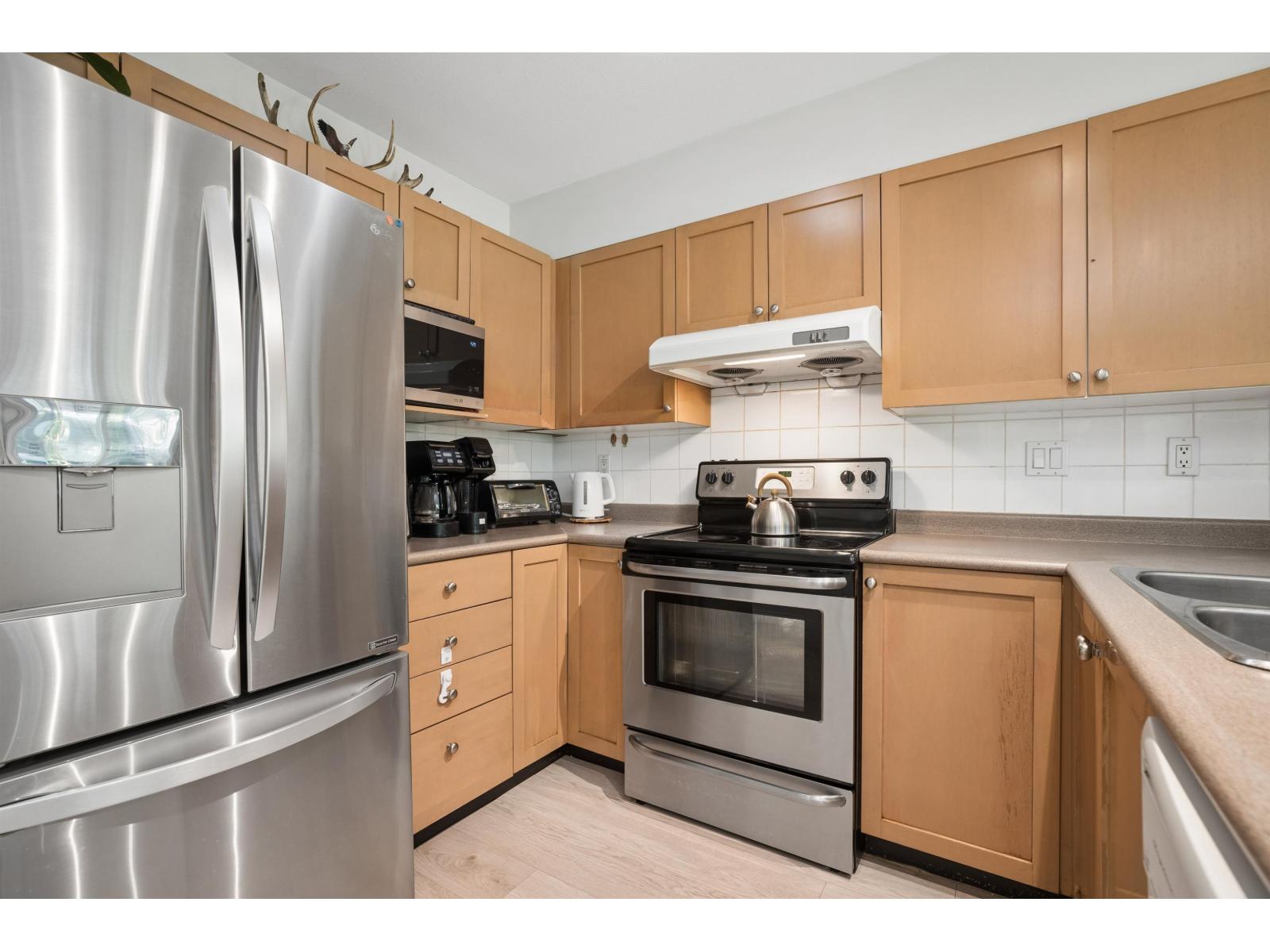 102 9580 Prince Charles Boulevard, Surrey, British Columbia  V3V 1S6 - Photo 19 - R3154610