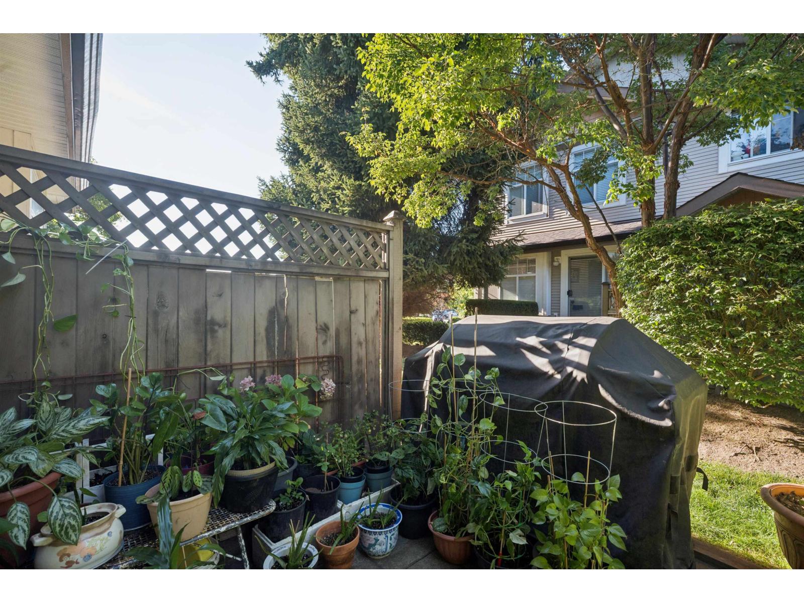 102 9580 Prince Charles Boulevard, Surrey, British Columbia  V3V 1S6 - Photo 23 - R3154610