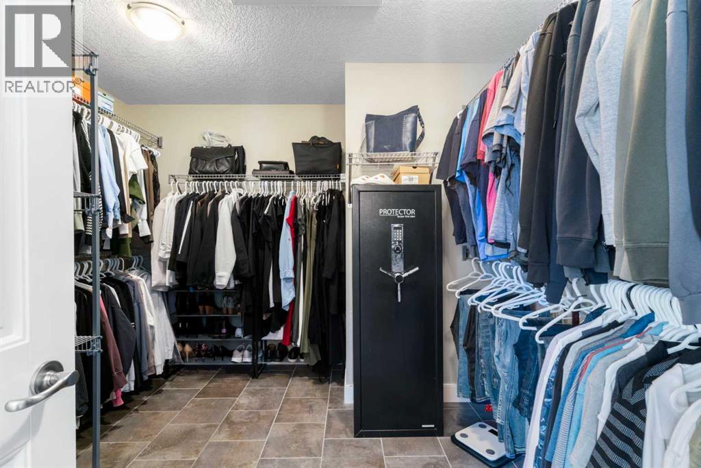 809 Canoe Green SW, Airdrie, Alberta  T4B 3K6 - Photo 33 - A2329146