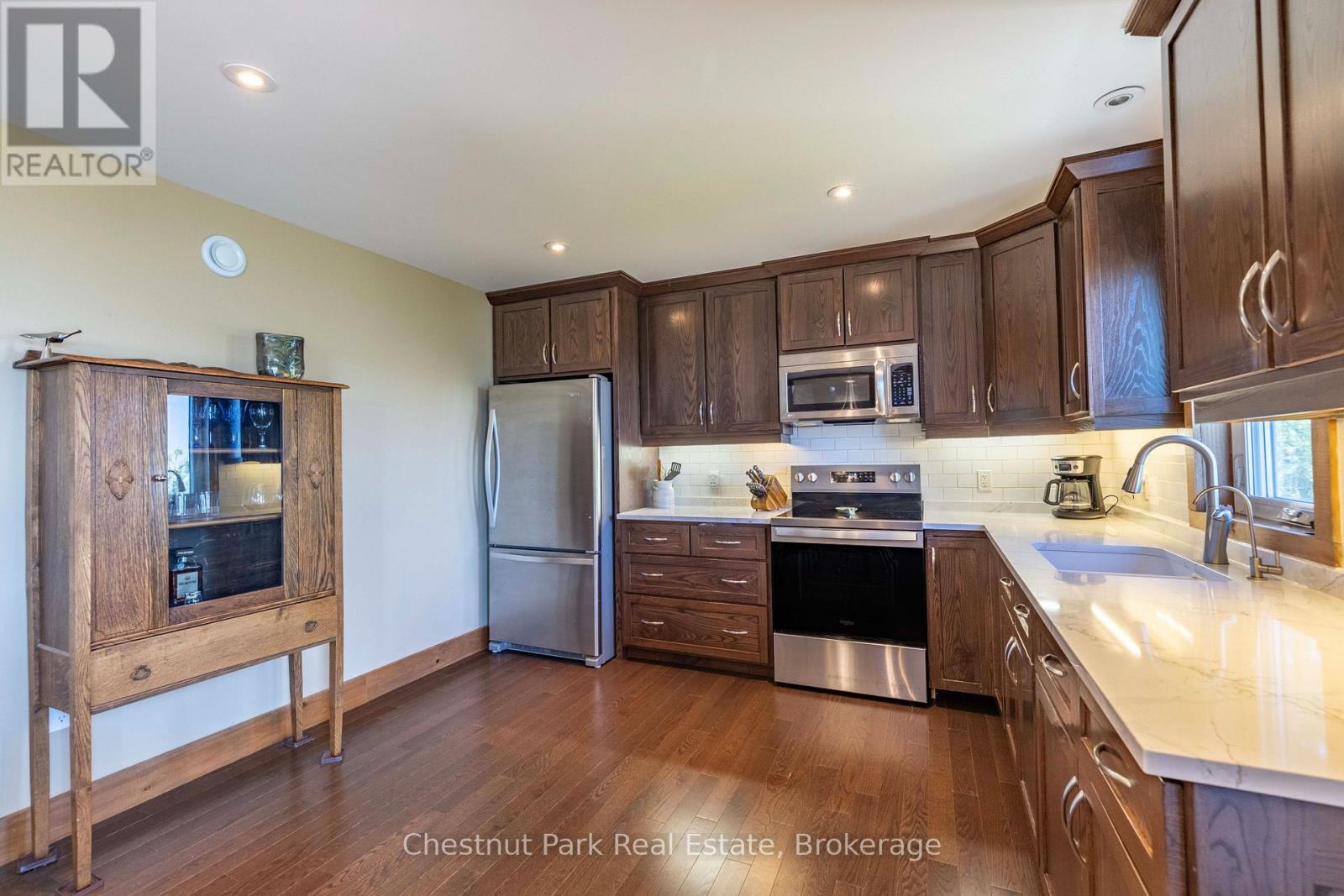 145 Eagle Road, Northern Bruce Peninsula, Ontario  N0H 2R0 - Photo 19 - X13661132