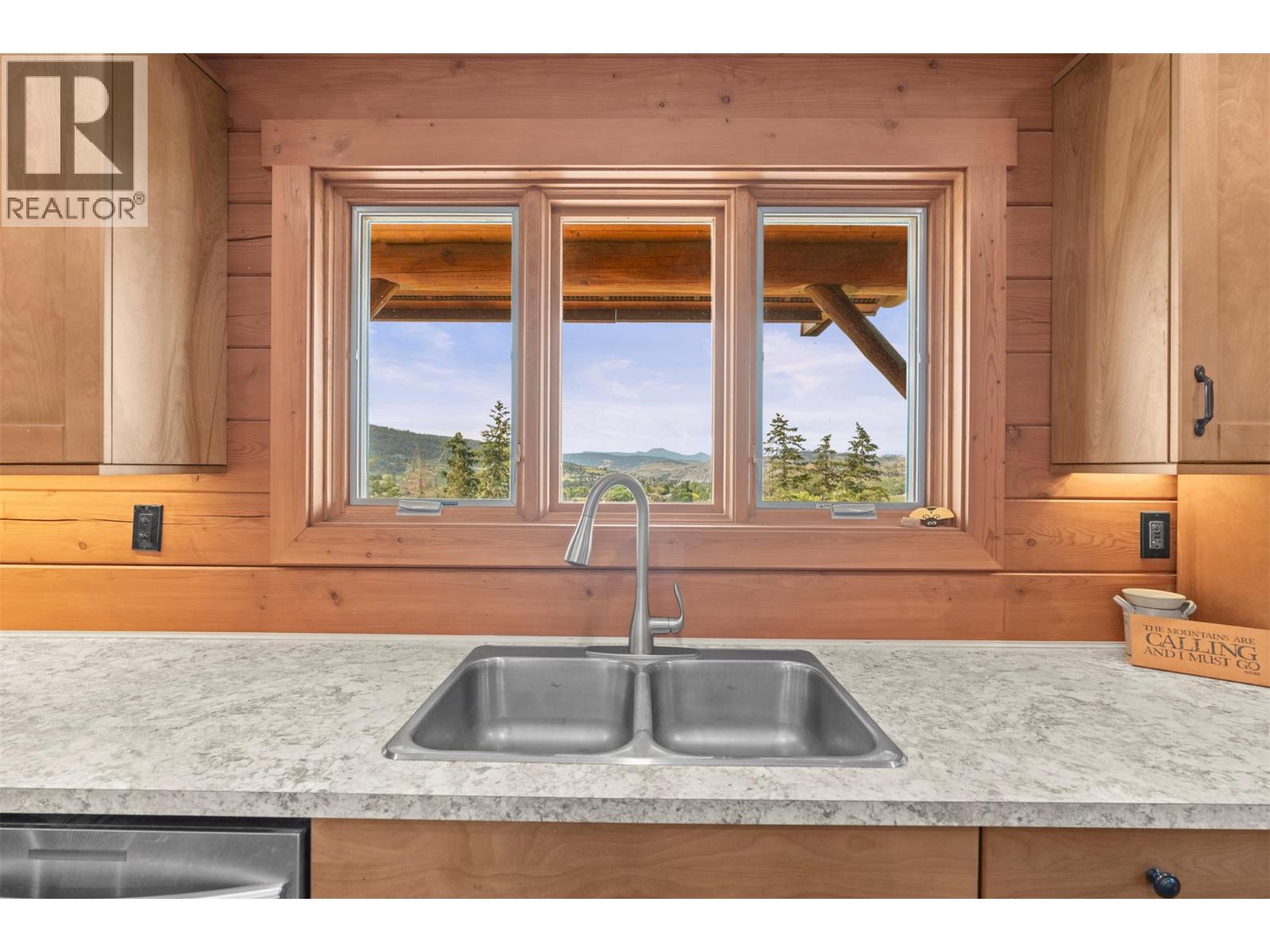 9371 6 Highway, Coldstream, British Columbia  V1B 3B5 - Photo 20 - 10397315