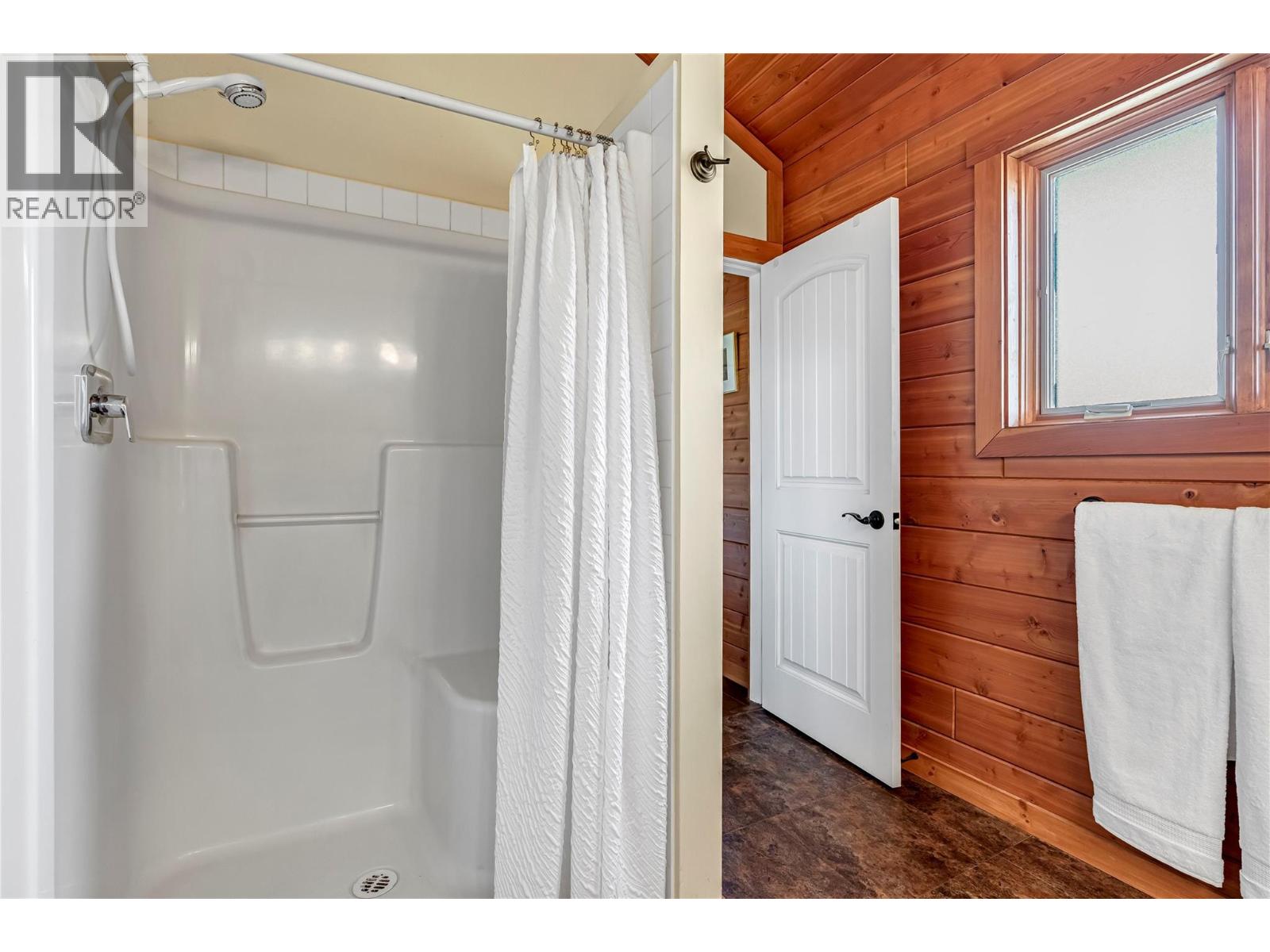 9371 6 Highway, Coldstream, British Columbia  V1B 3B5 - Photo 42 - 10397315