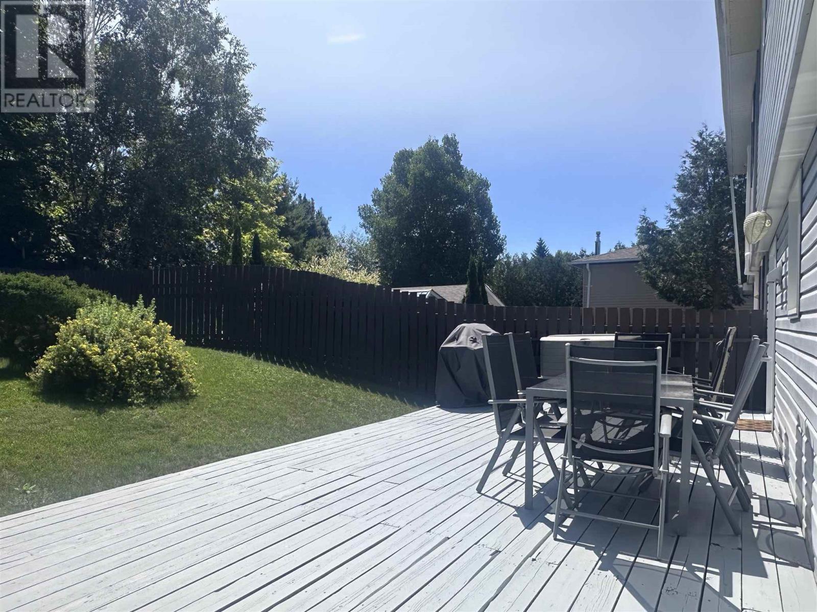223a Ottawa Ave, Elliot Lake, Ontario  P5A 2N1 - Photo 17 - SM262094