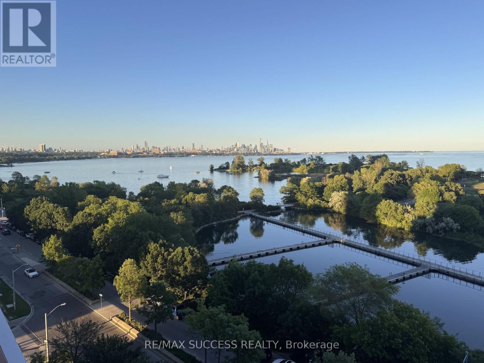 2617 - 30 Shore Breeze Drive, Toronto, Ontario  M8V 0J1 - Photo 2 - W13638518