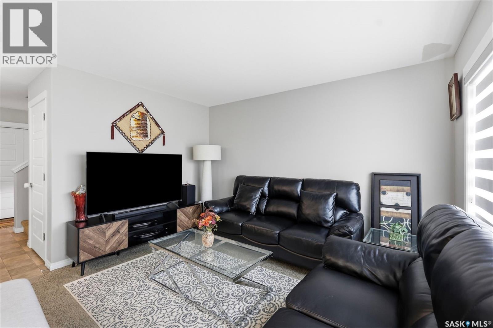150 Henick Crescent, Saskatoon, Saskatchewan  S7R 0J9 - Photo 6 - SK045246