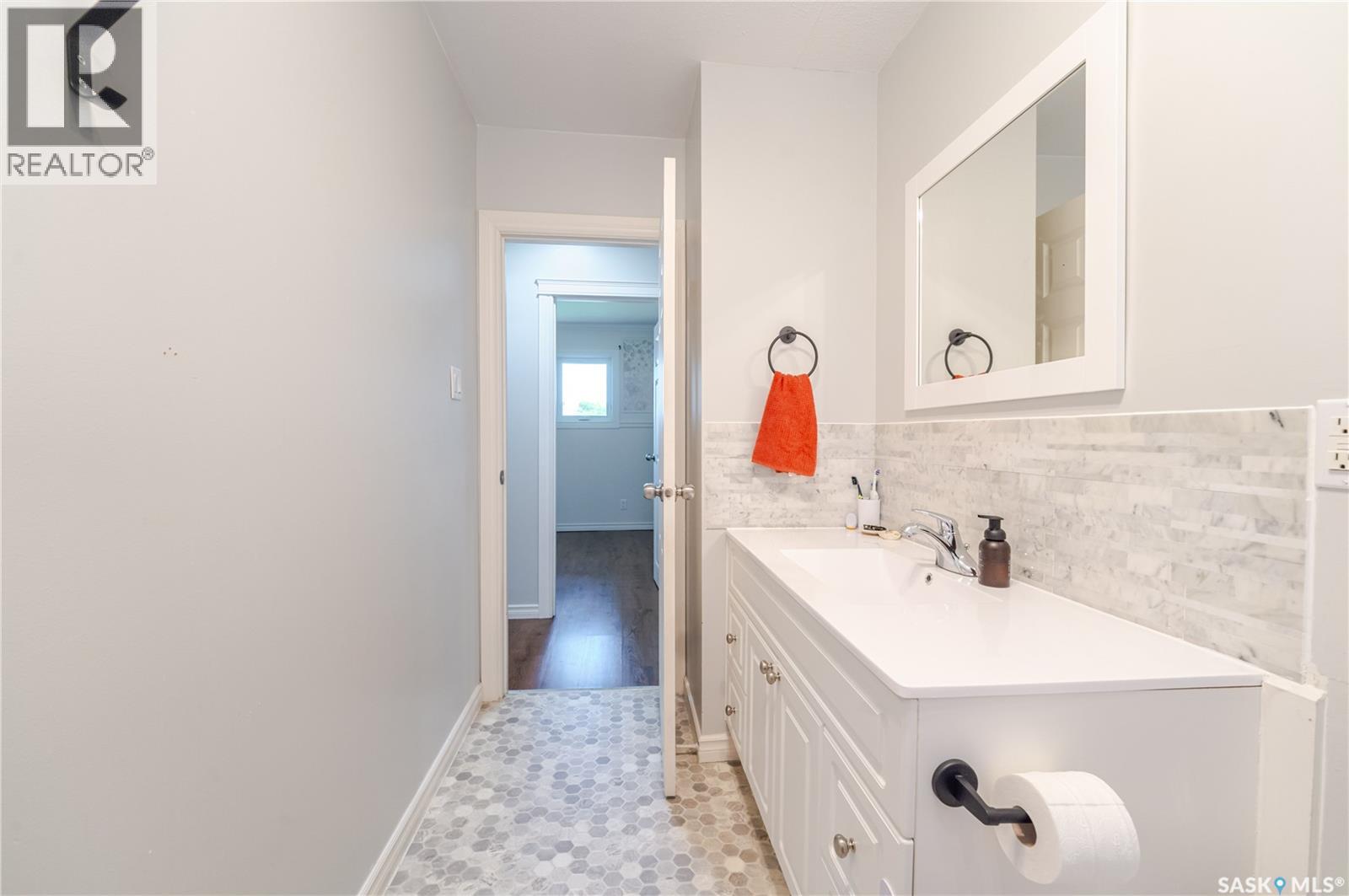 1048 11th Avenue Nw, Moose Jaw, Saskatchewan  S6H 4L5 - Photo 19 - SK045241