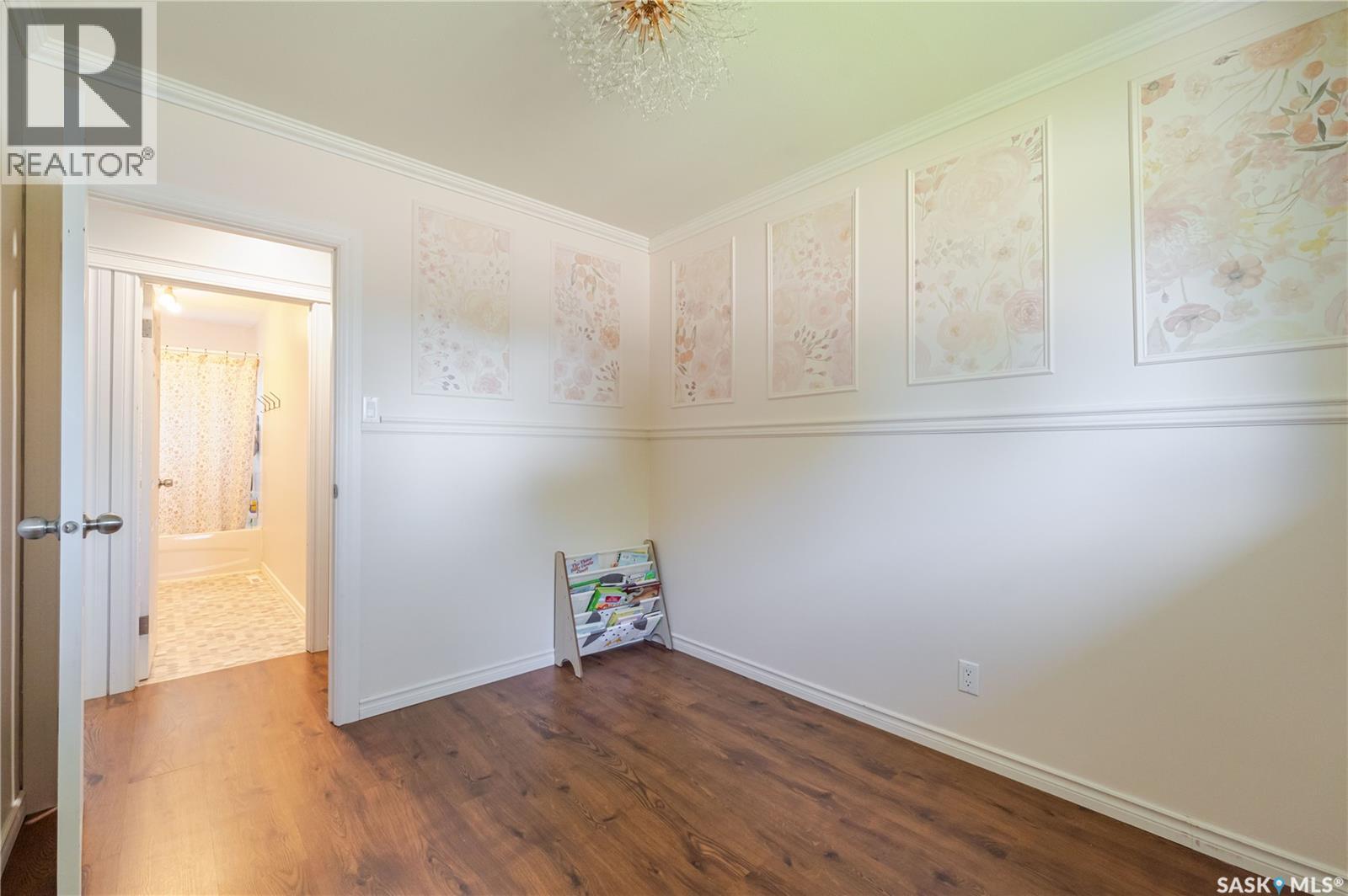 1048 11th Avenue Nw, Moose Jaw, Saskatchewan  S6H 4L5 - Photo 20 - SK045241