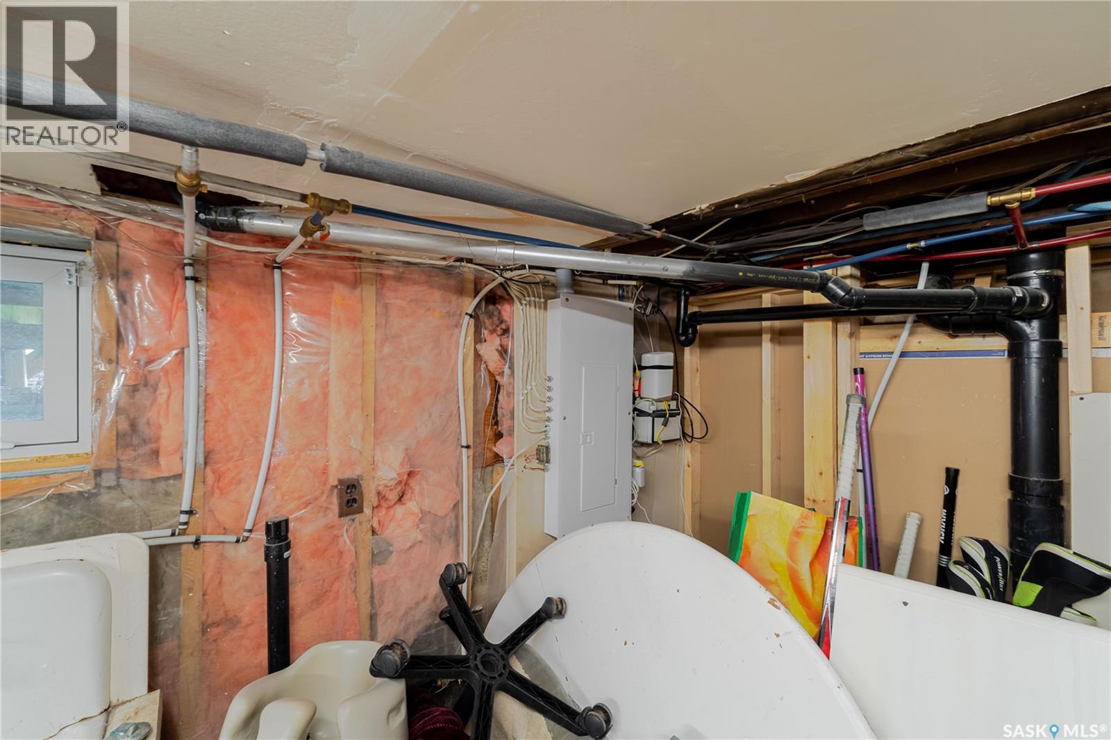 1048 11th Avenue Nw, Moose Jaw, Saskatchewan  S6H 4L5 - Photo 30 - SK045241