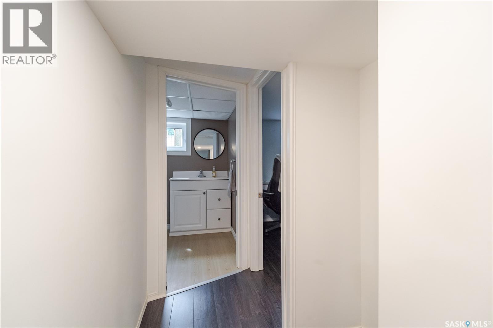 1048 11th Avenue Nw, Moose Jaw, Saskatchewan  S6H 4L5 - Photo 36 - SK045241