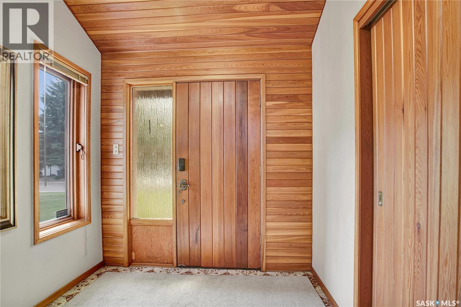 351 Skeena Crescent, Saskatoon, Saskatchewan  S7K 4G9 - Photo 6 - SK044962
